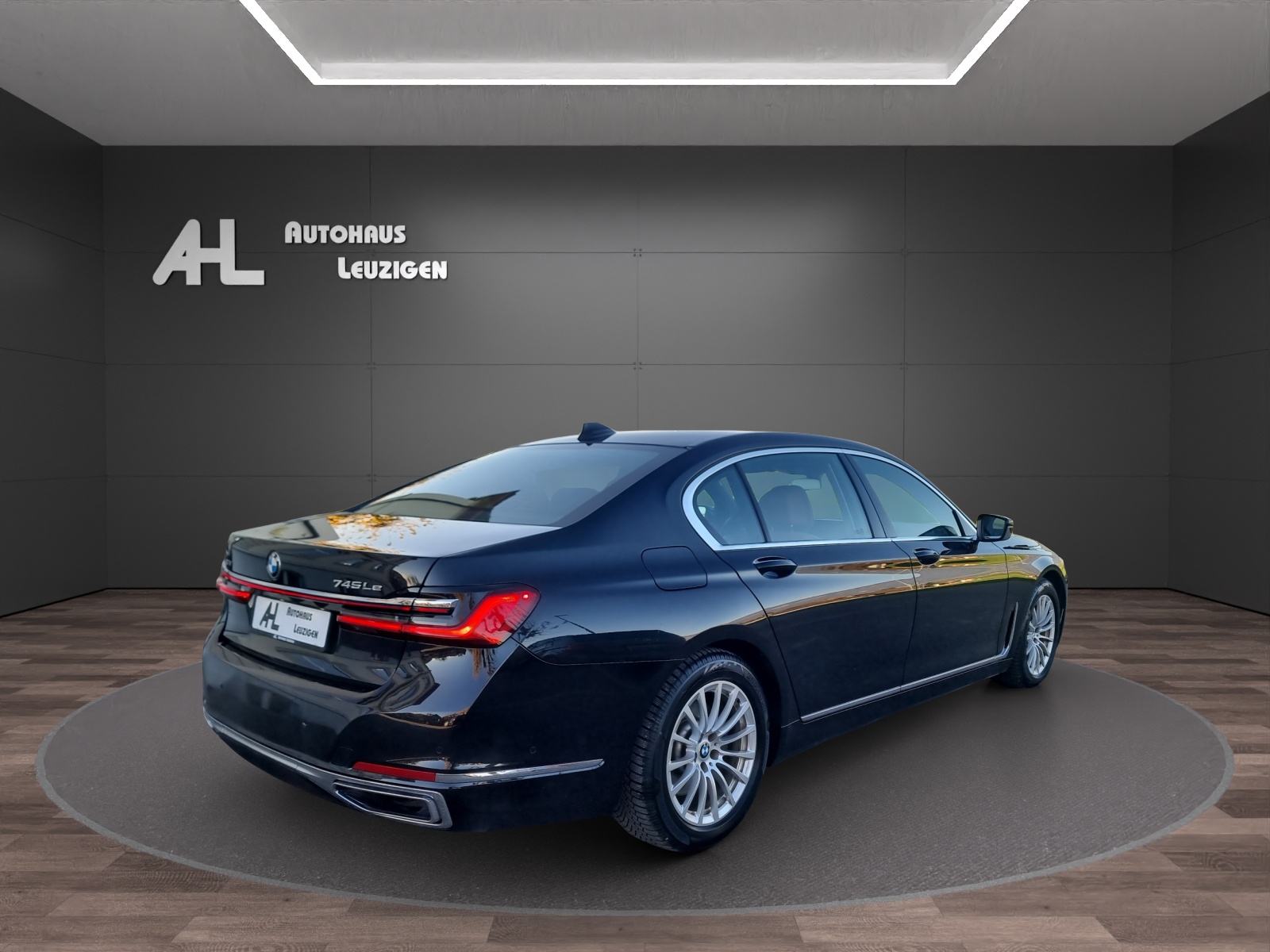 BMW 745Le xDrive Steptronic-image-4