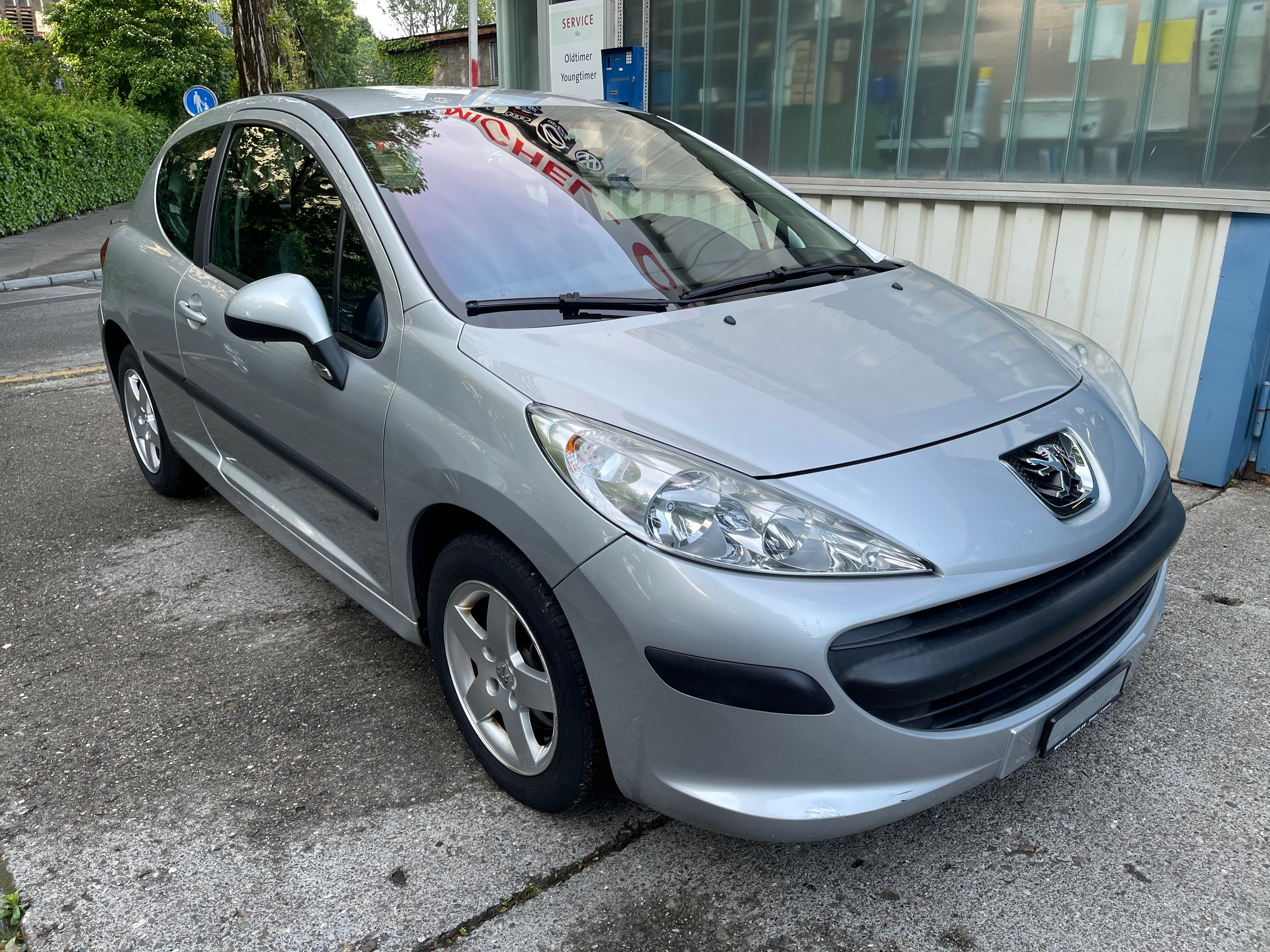 PEUGEOT 207 1.4 16V Trendy Clim' (Kleinwagen)