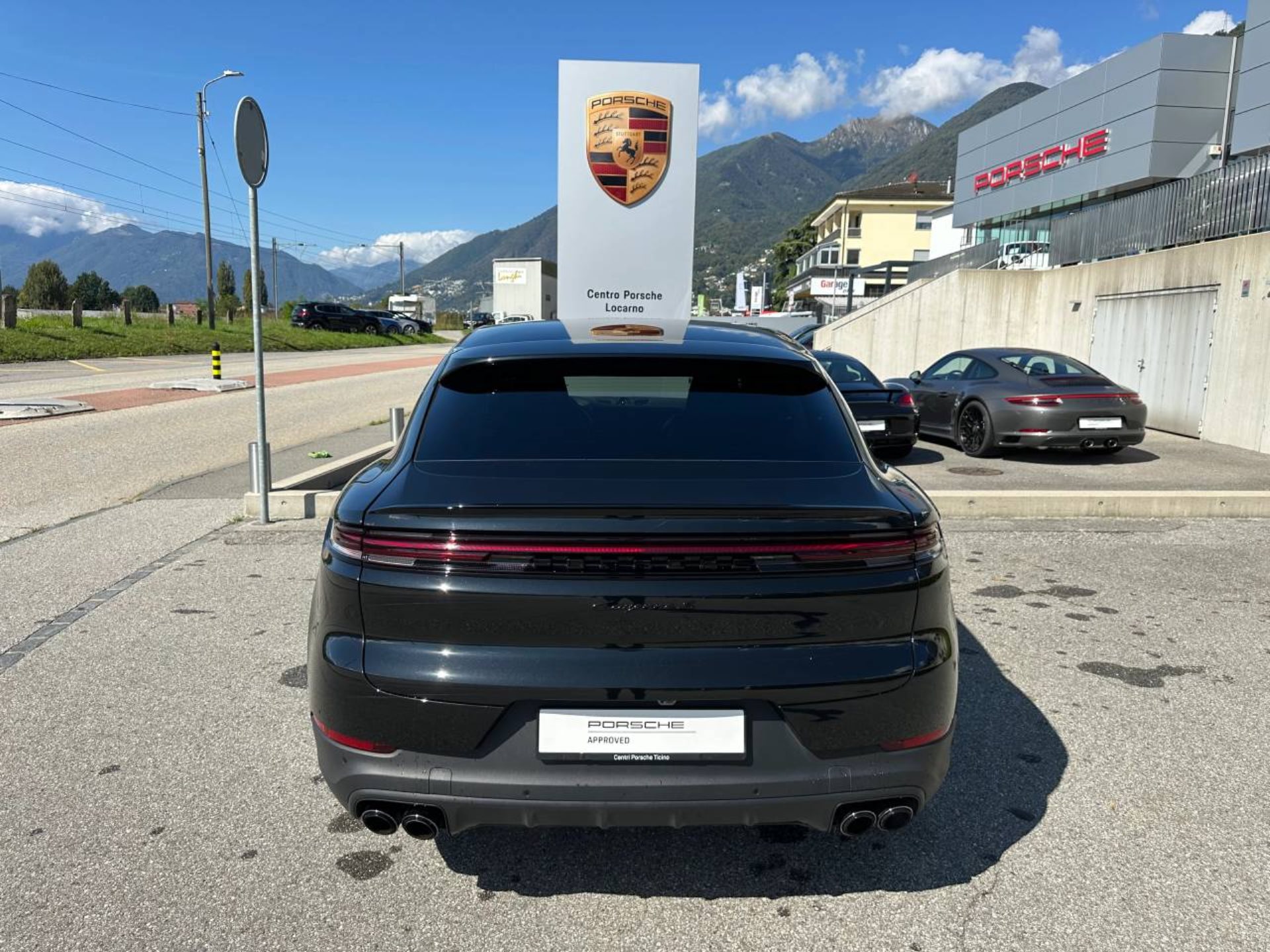 PORSCHE Cayenne S Coupé (MY24)-image-5