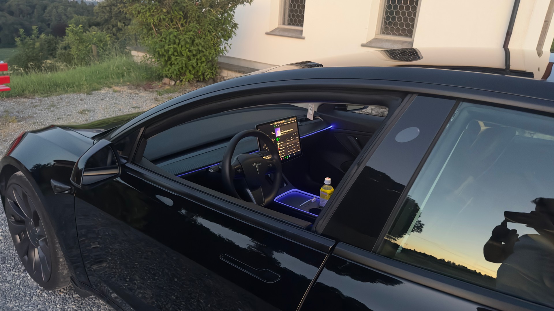 TESLA Model 3 Performance Dual Motor AWD-image-2
