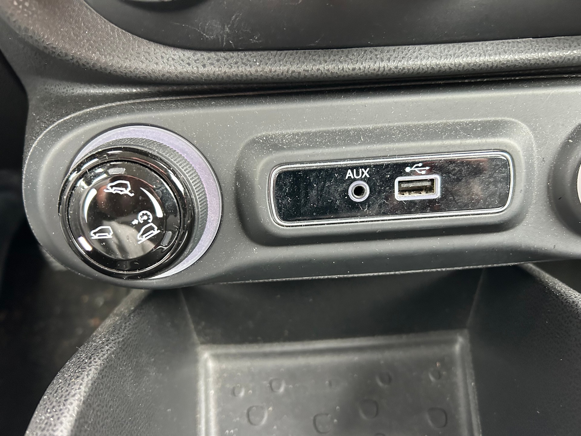 FIAT 500L 1.4 TB 16V Lounge-image-11