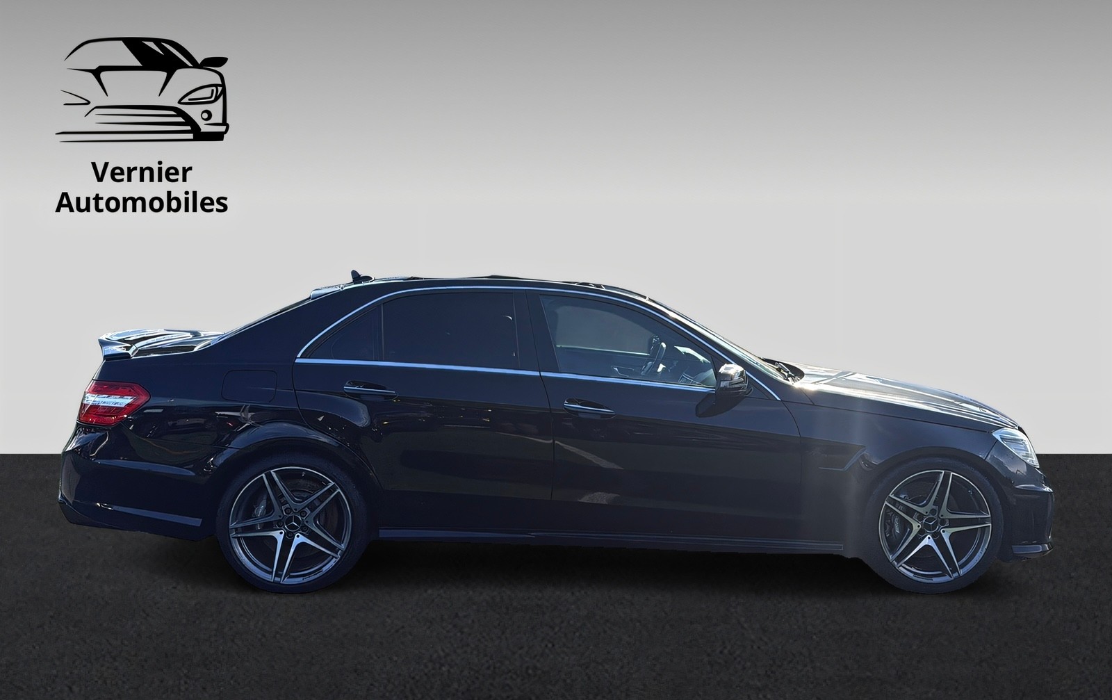 MERCEDES-BENZ E 63 CGI AMG 7G-Tronic-image-8