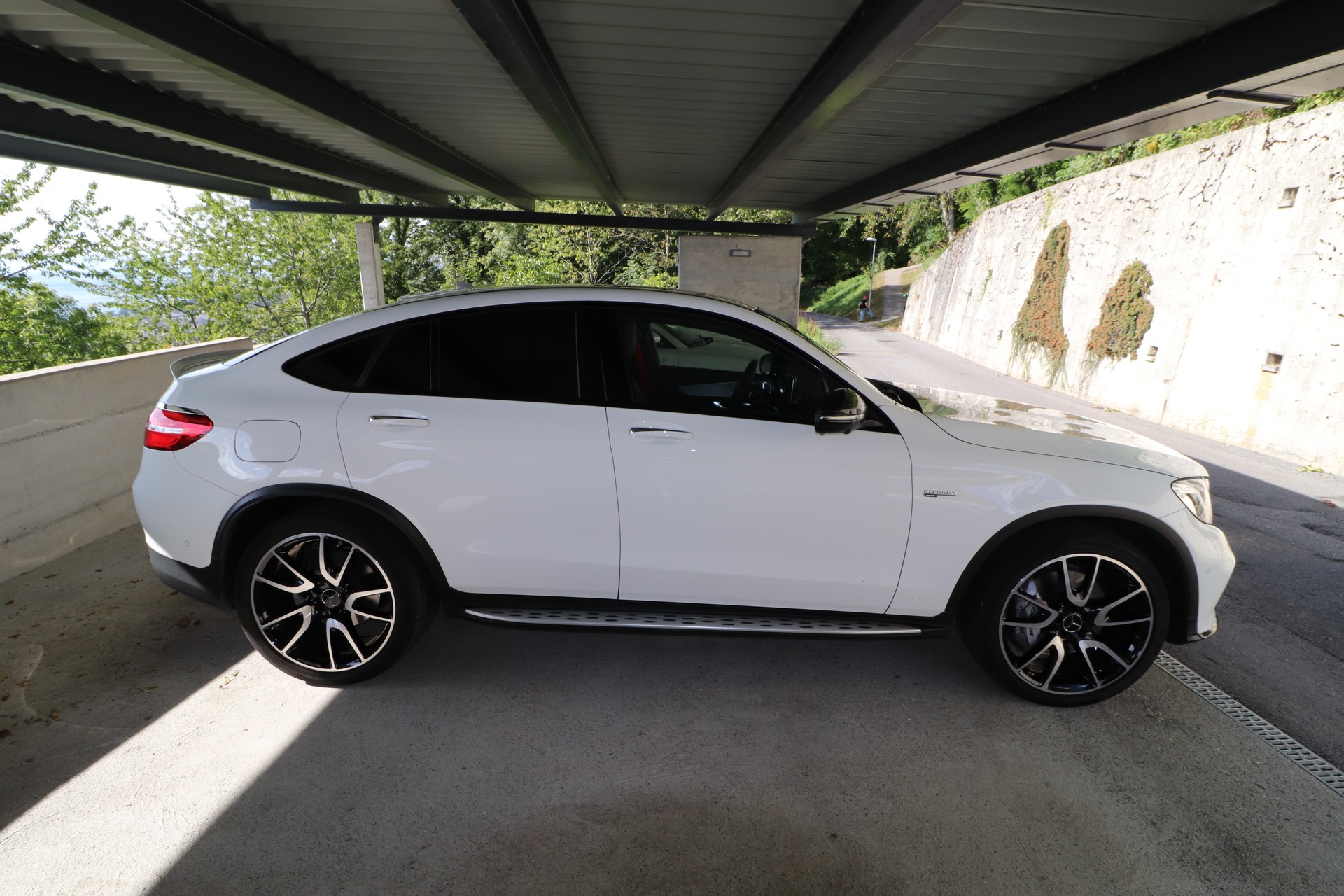 MERCEDES-BENZ GLC 43 AMG 4Matic 9G-Tronic-image-2