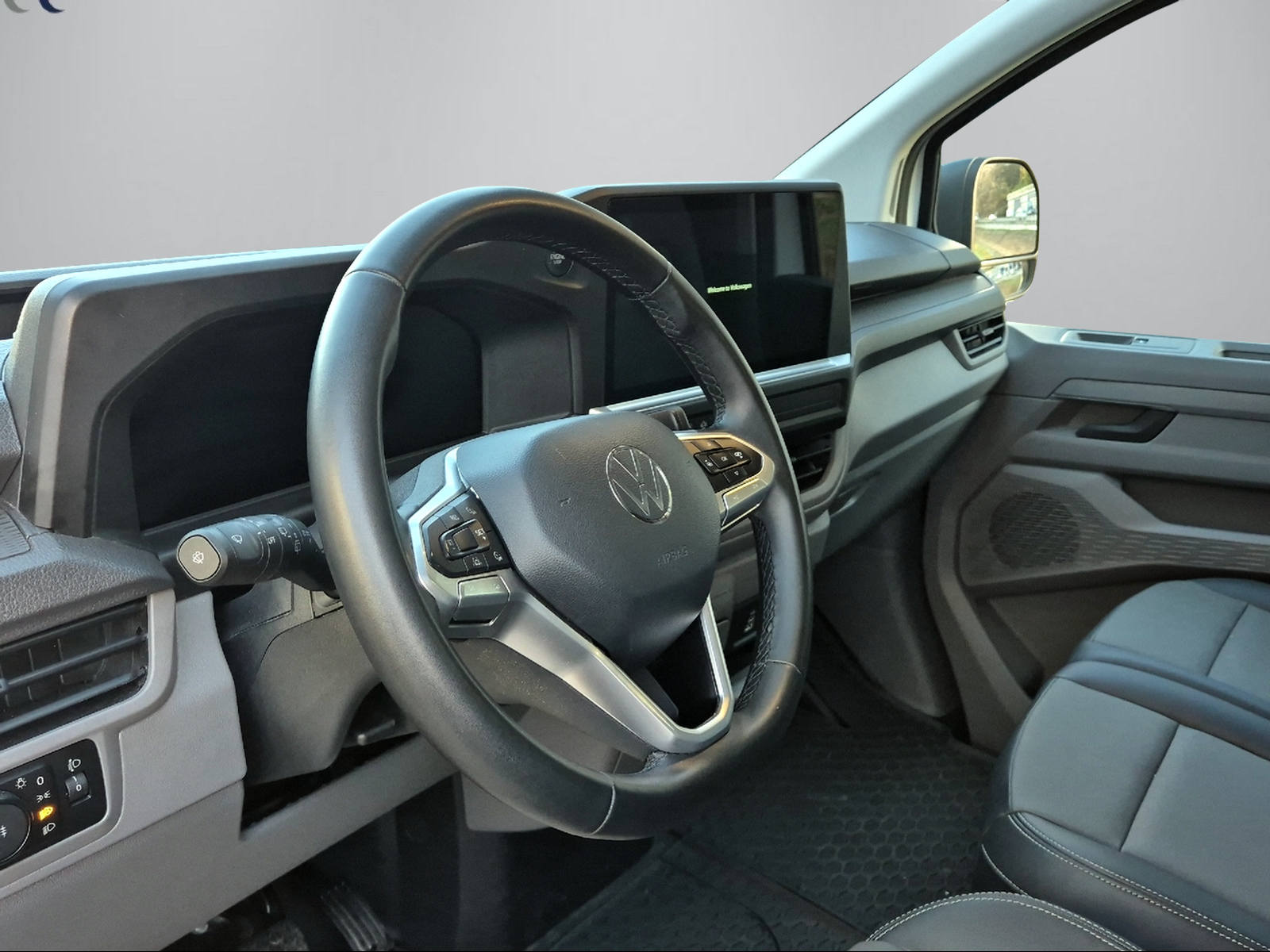 VW Transporter 2.0 TDI 4Motion Automat-image-7