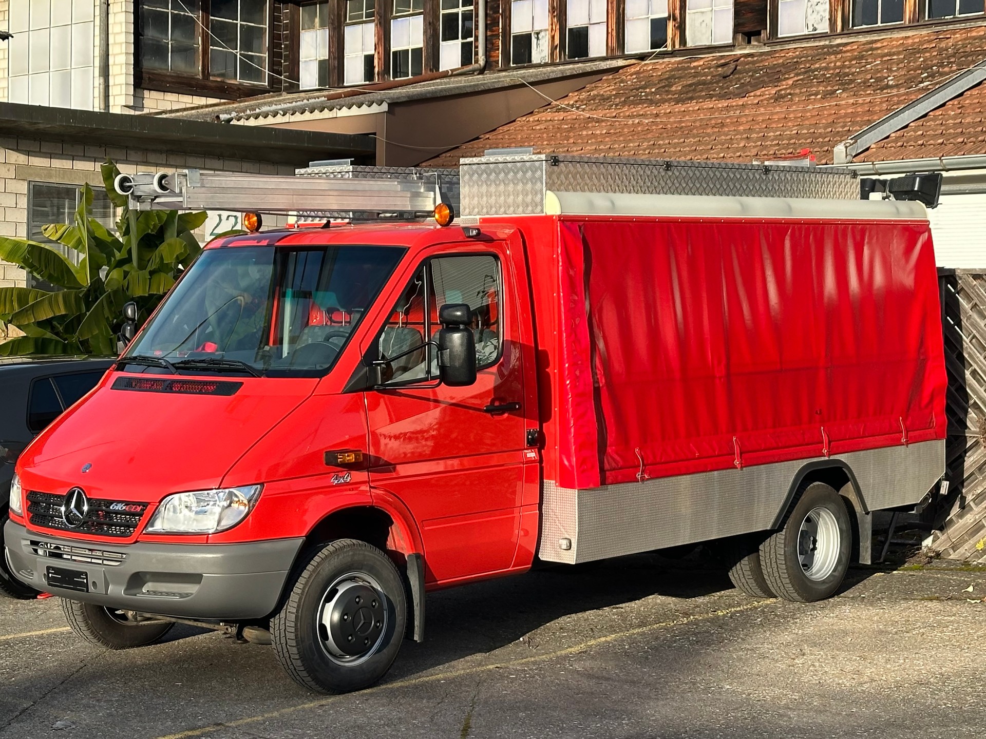 MERCEDES-BENZ Sprinter 616 CDI 4x4