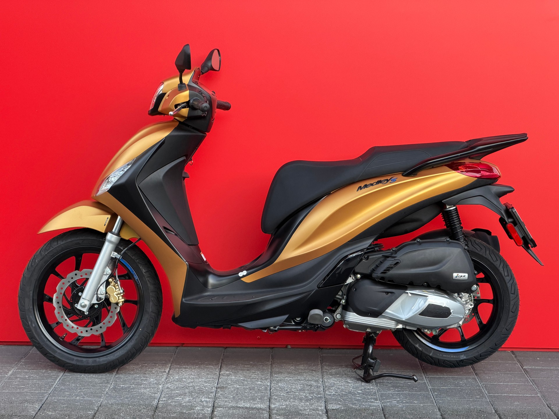 PIAGGIO Medley 125 Sport E5+-image-8