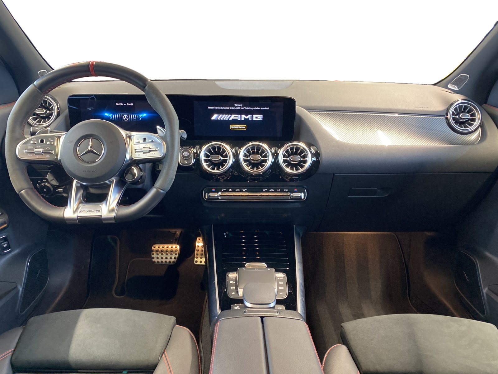 MERCEDES-BENZ GLA 45 S AMG 4MATIC+-image-8