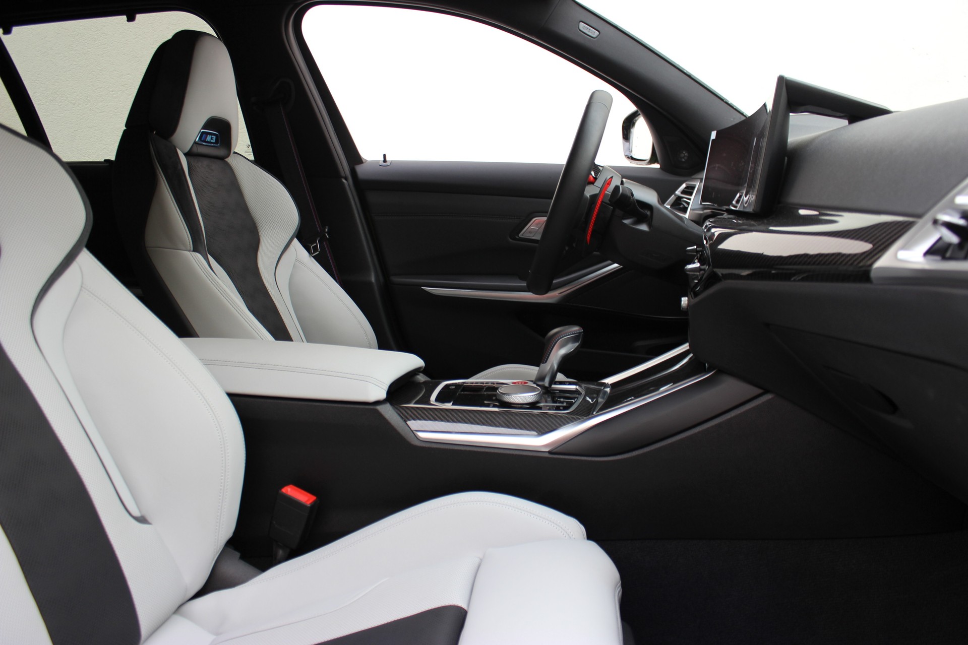 BMW M3 Competition M xDrive Touring Individual *JAVAGRÜN METALLIC*-showroom-element-3