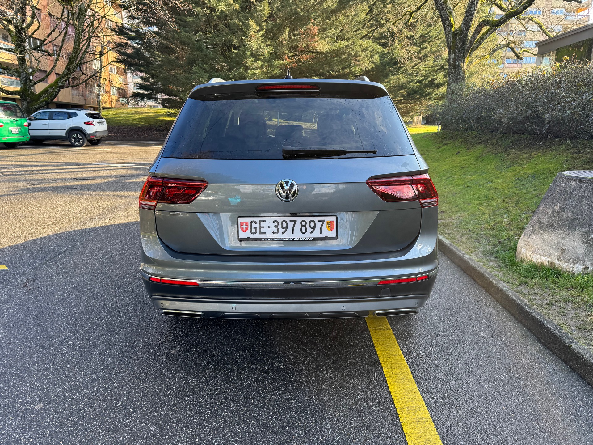 VW Tiguan Allspace 2.0TSI Highline 4Motion DSG-image-4