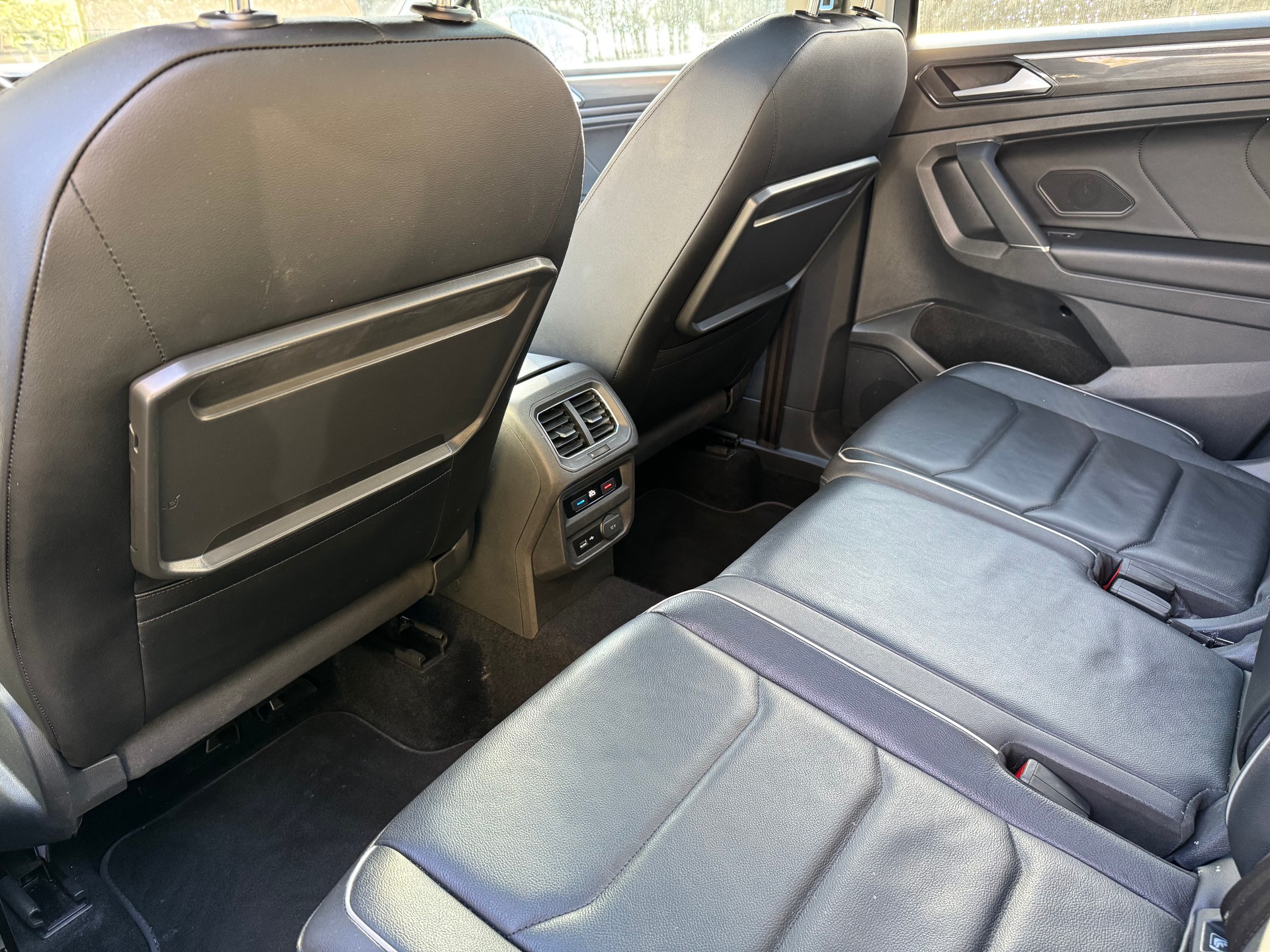 VW Tiguan Allspace 2.0TSI Highline 4Motion DSG-image-13