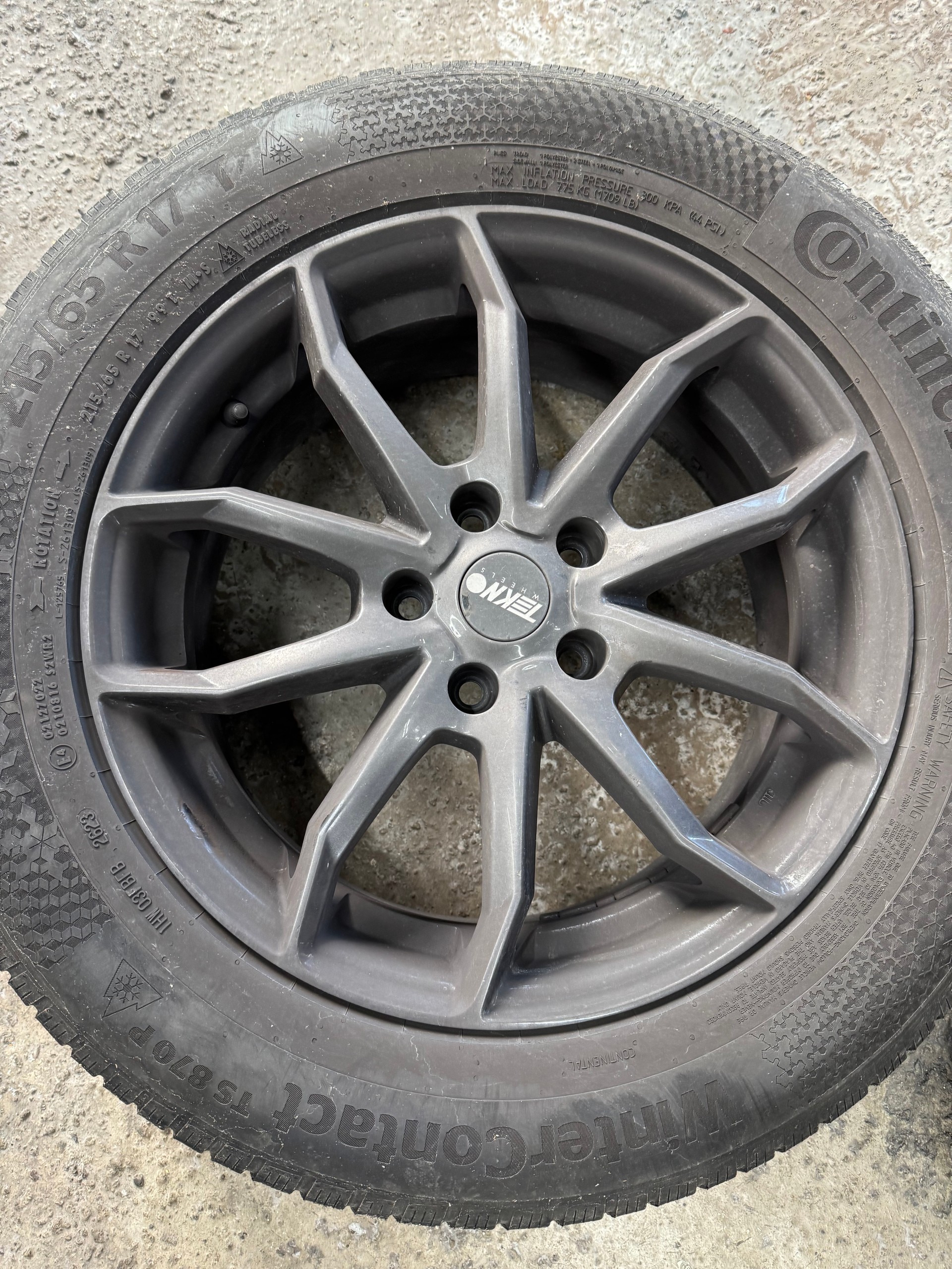 VW Tiguan Allspace 2.0TSI Highline 4Motion DSG-image-19