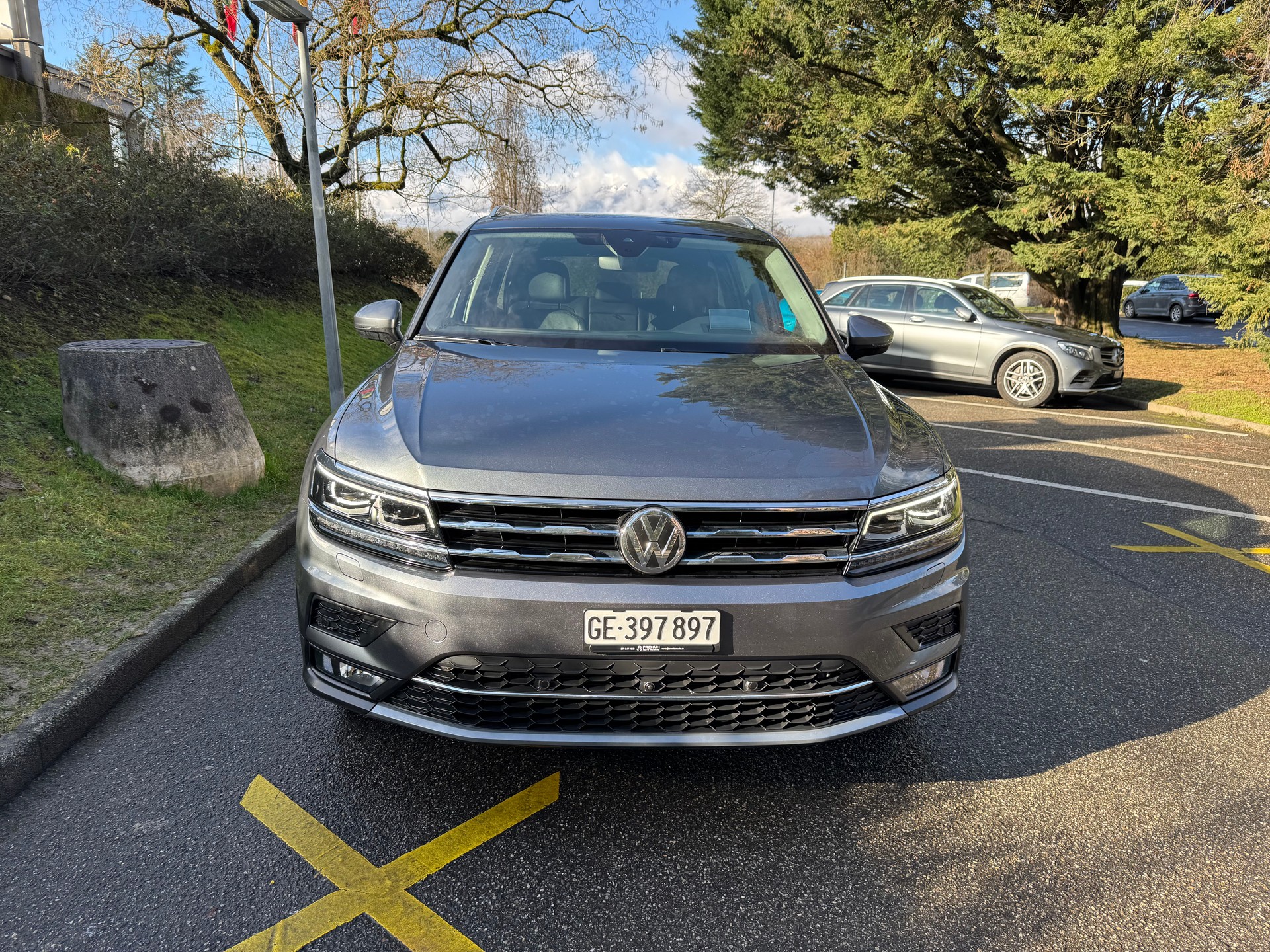 VW Tiguan Allspace 2.0TSI Highline 4Motion DSG-image-1