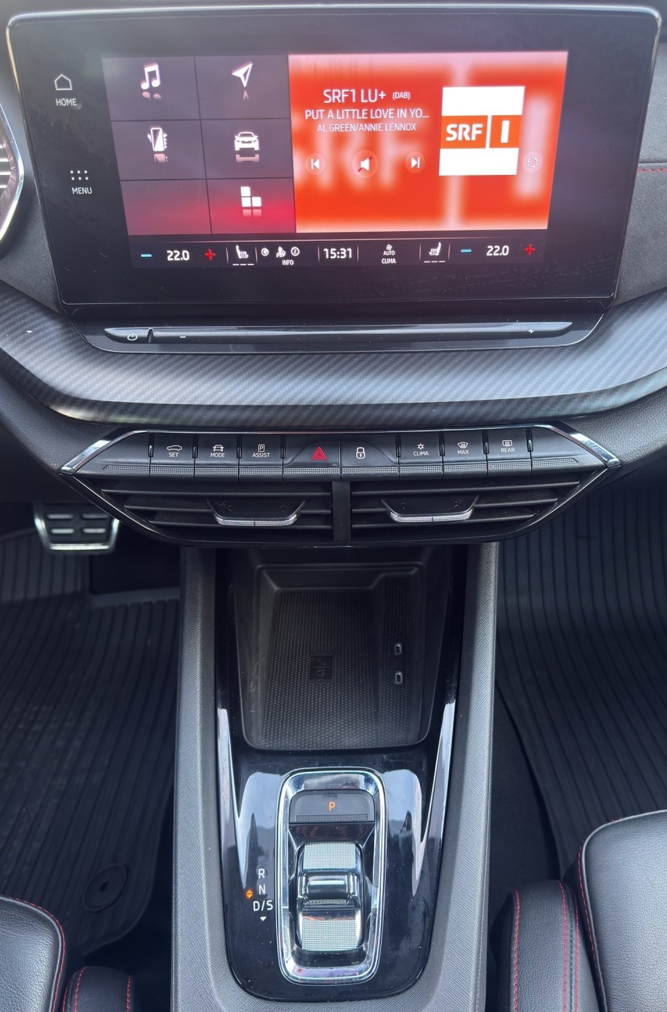 SKODA Octavia Combi 2.0 TSI DSG RS-image-10