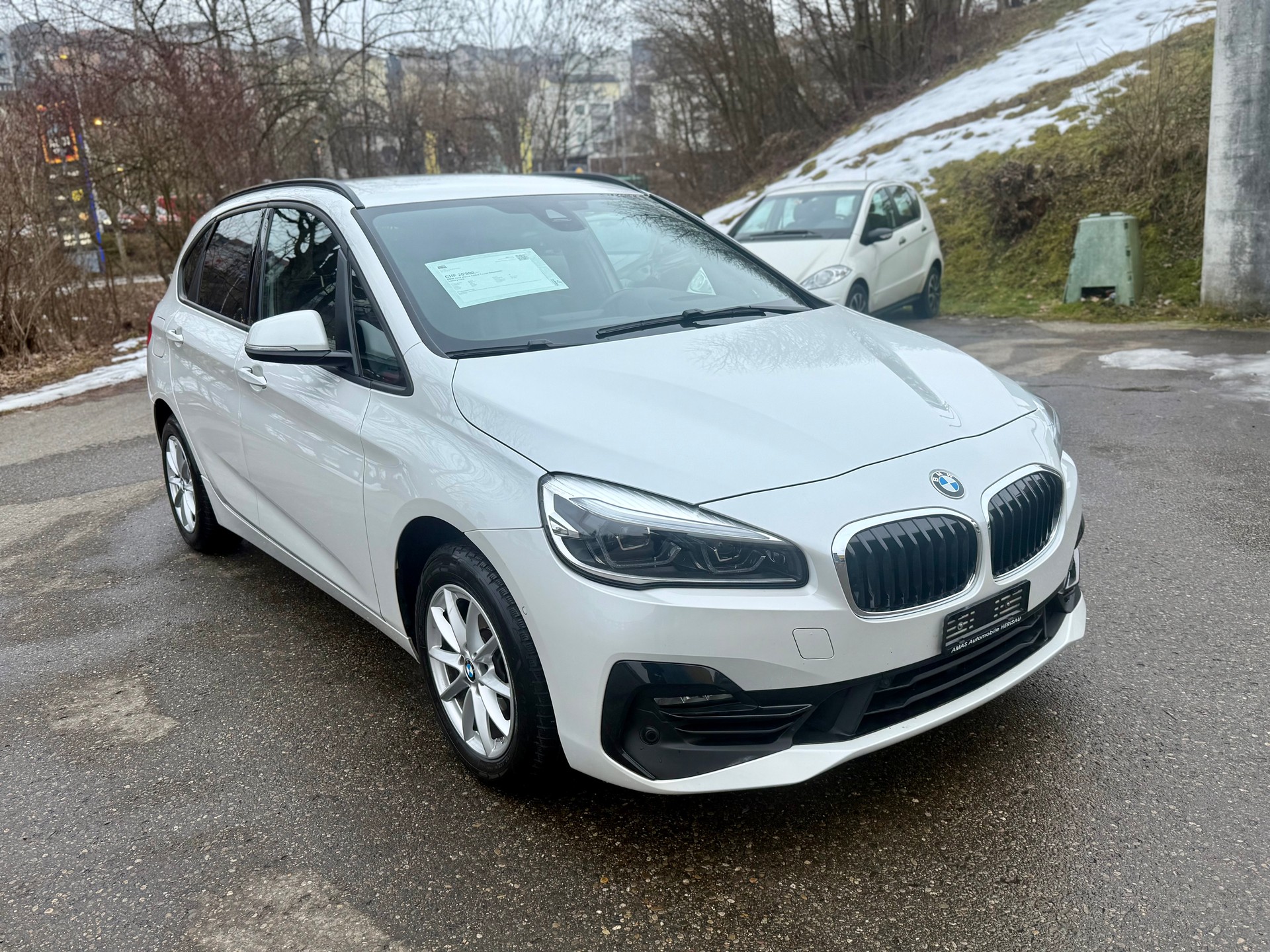 BMW 220d xDrive Active Tourer Steptronic Luxury Line-image-6