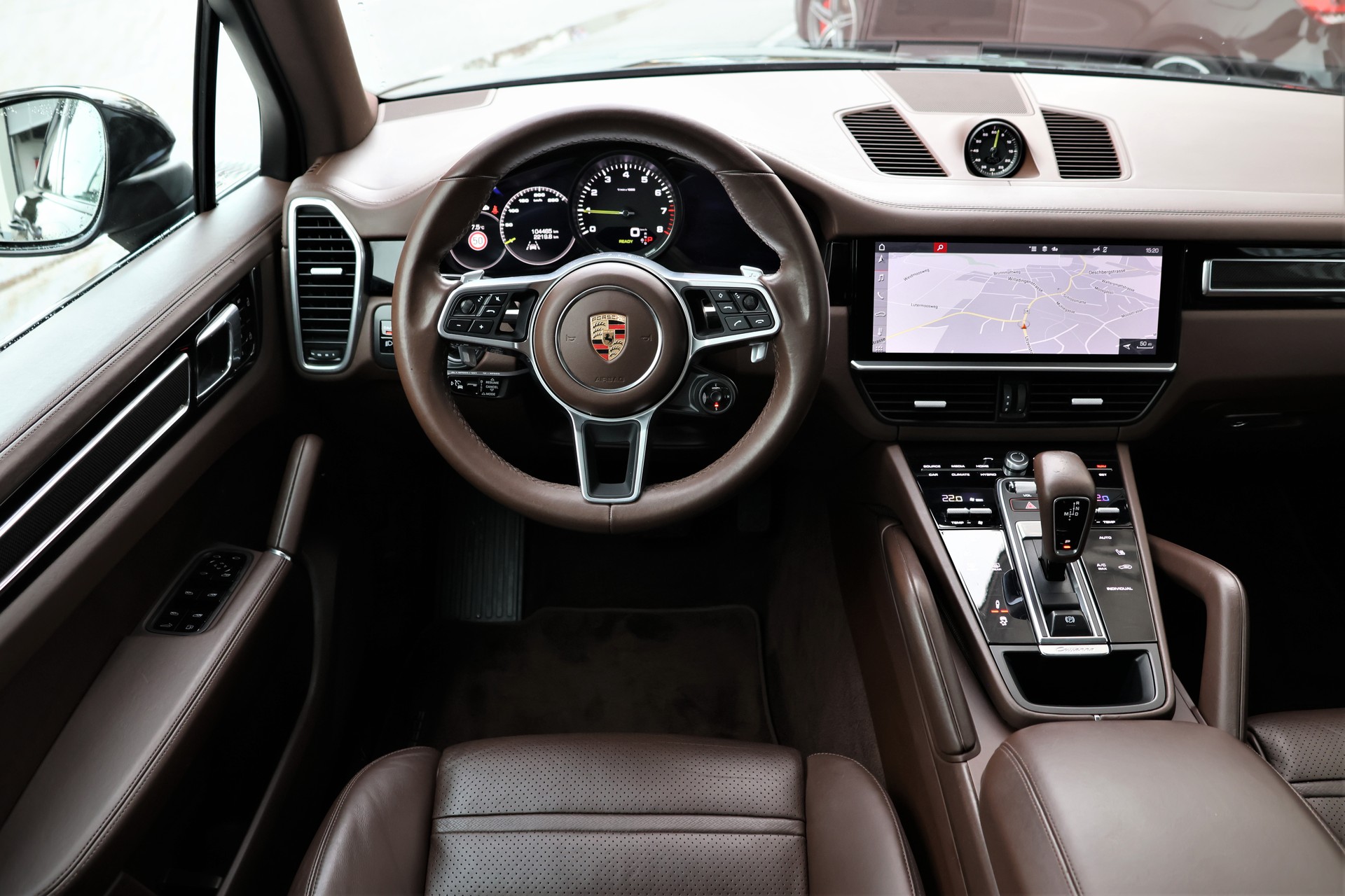 PORSCHE Cayenne E-Hybrid (CH)-image-13