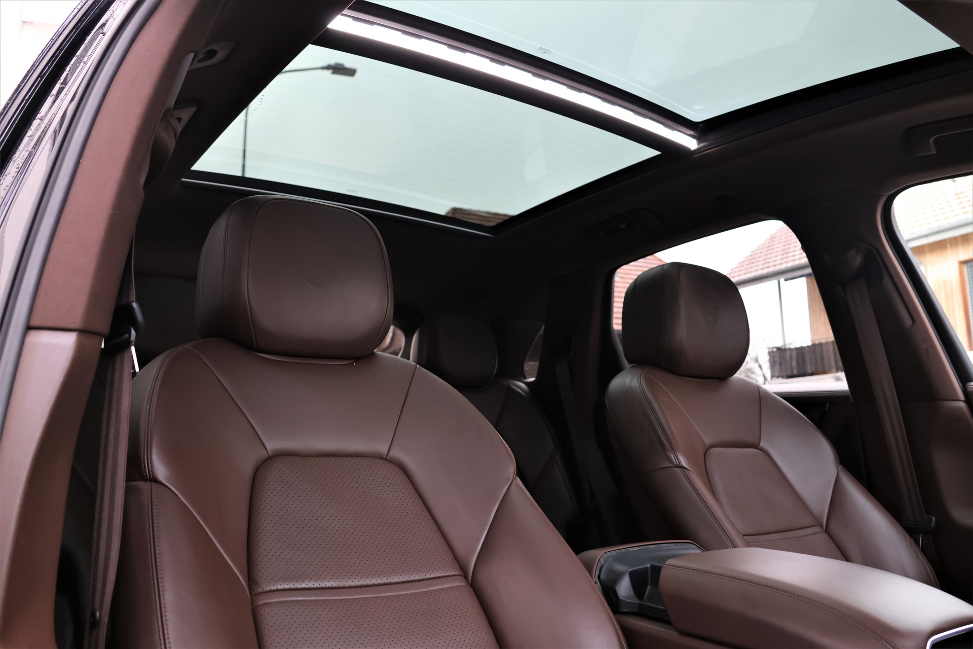 PORSCHE Cayenne E-Hybrid (CH)-image-20