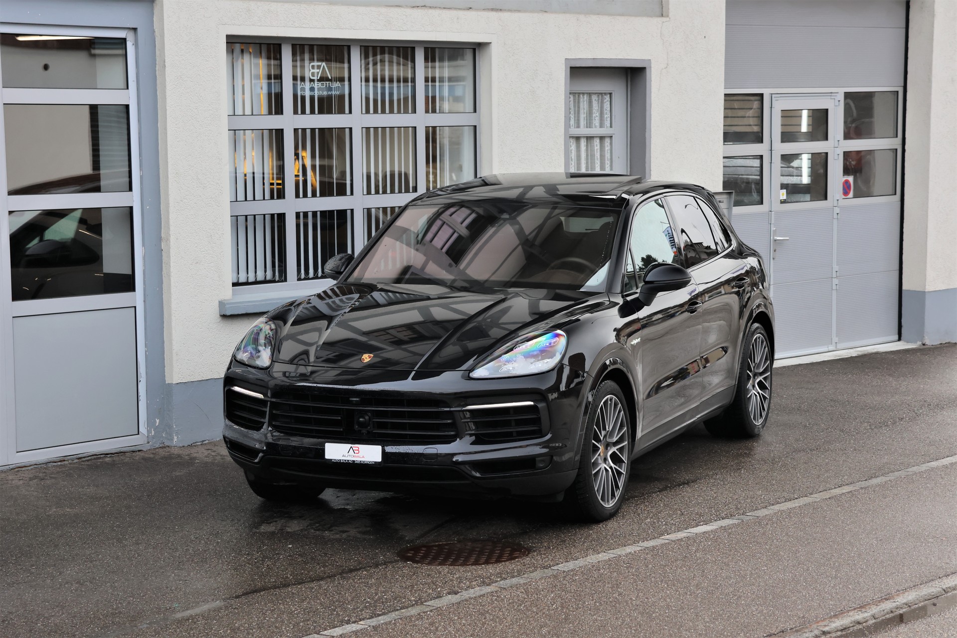 PORSCHE Cayenne E-Hybrid (CH)