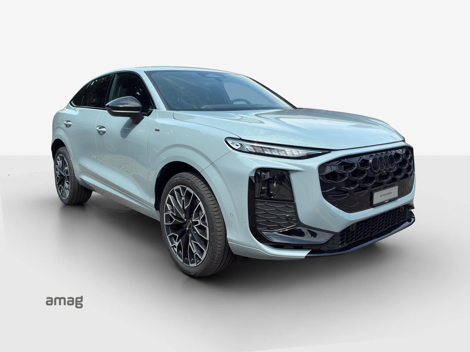 AUDI Q3 Sportback 110 kW TFSI S tronic-image-5