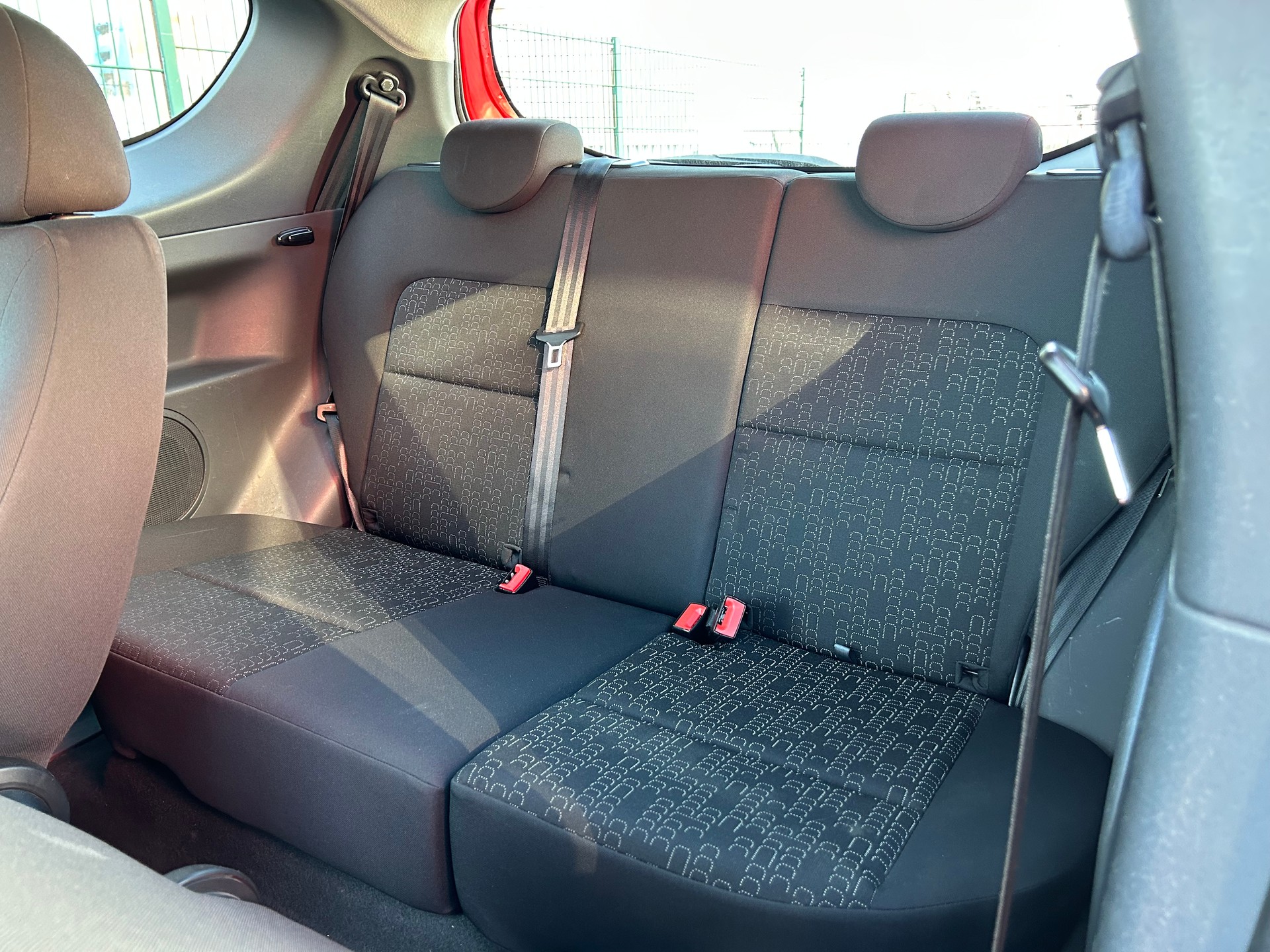 MITSUBISHI Colt 1.1 12V-image-9