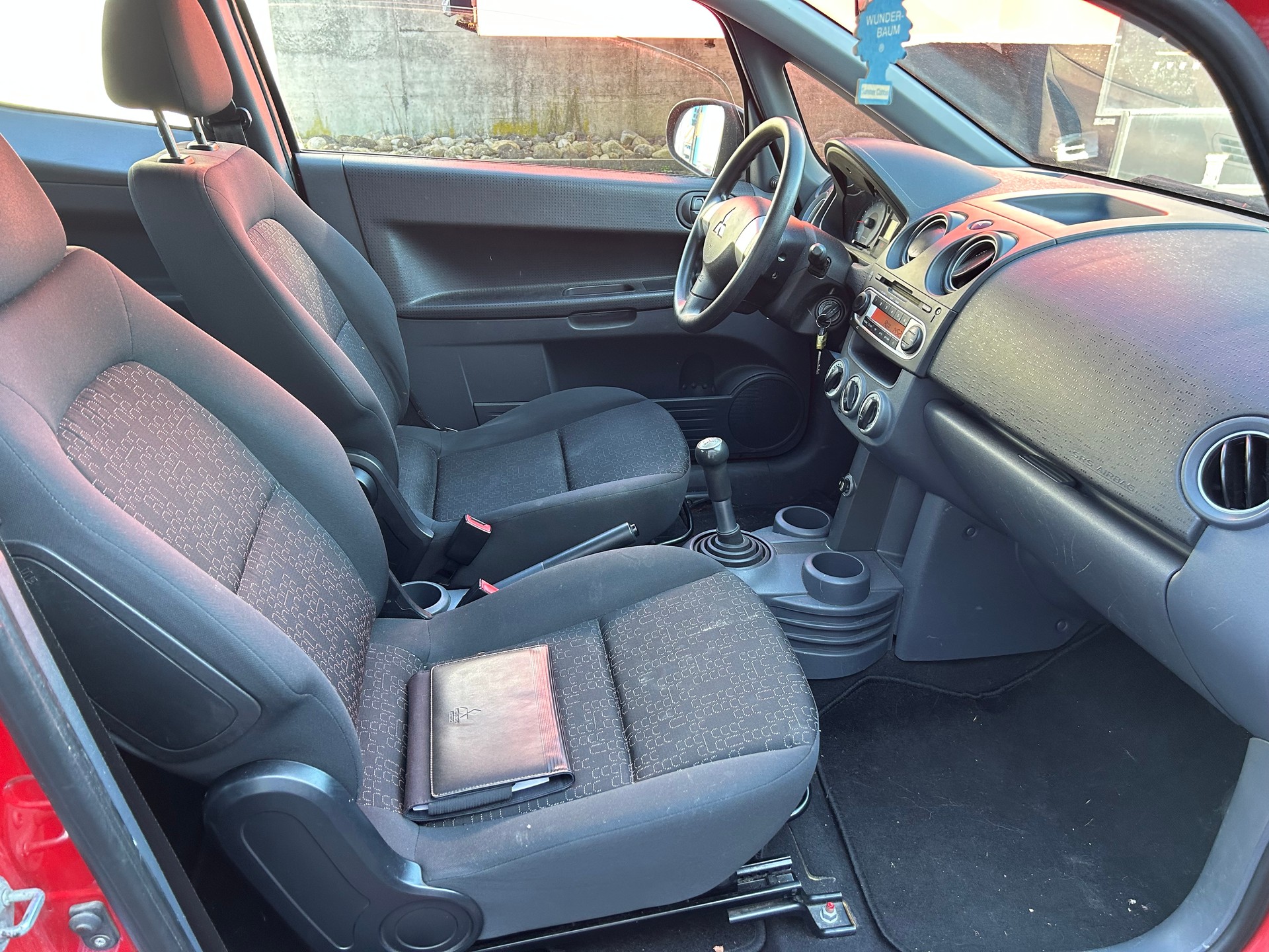 MITSUBISHI Colt 1.1 12V-image-8