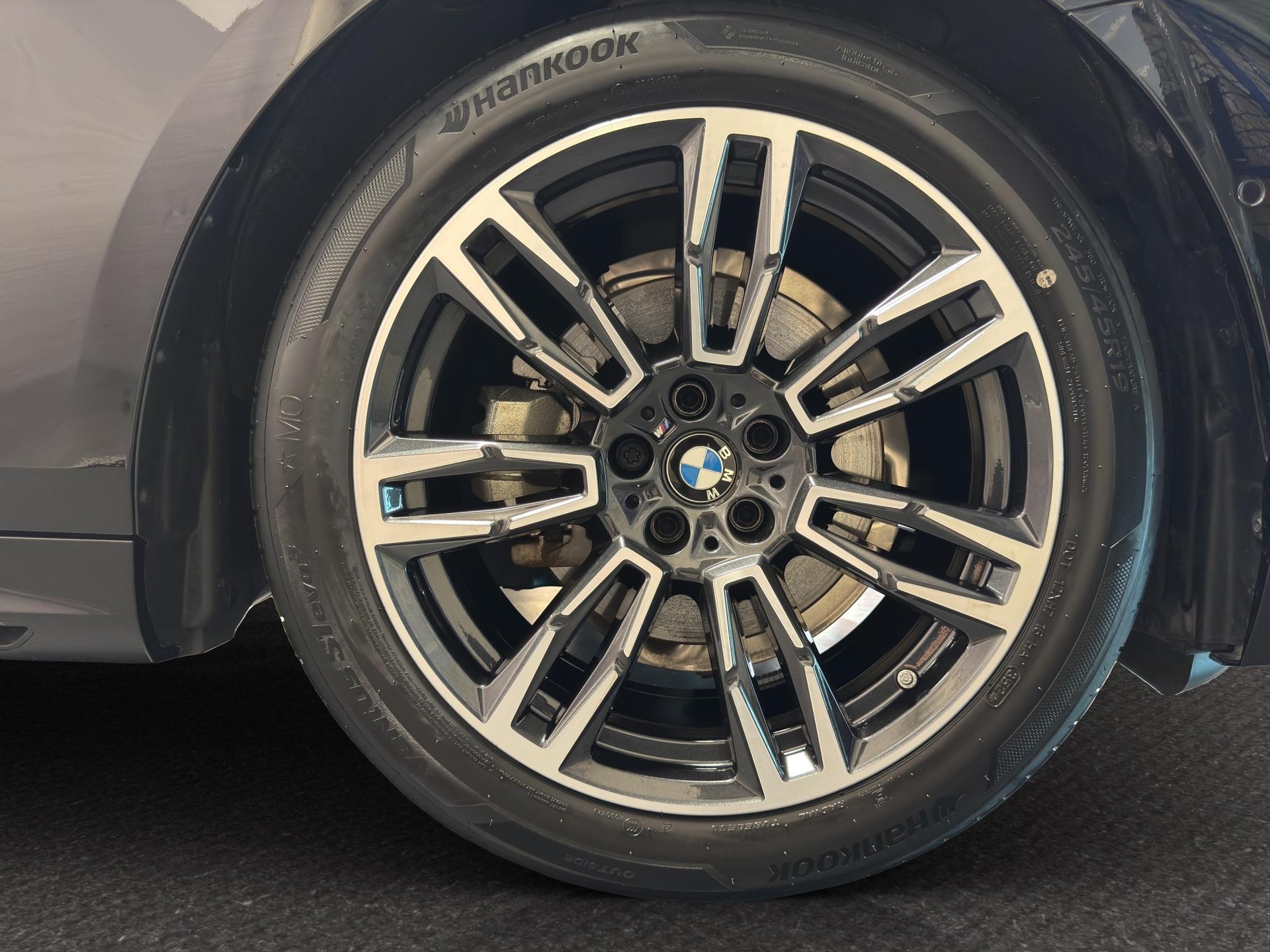BMW 520d xDrive Touring M Sport-image-14