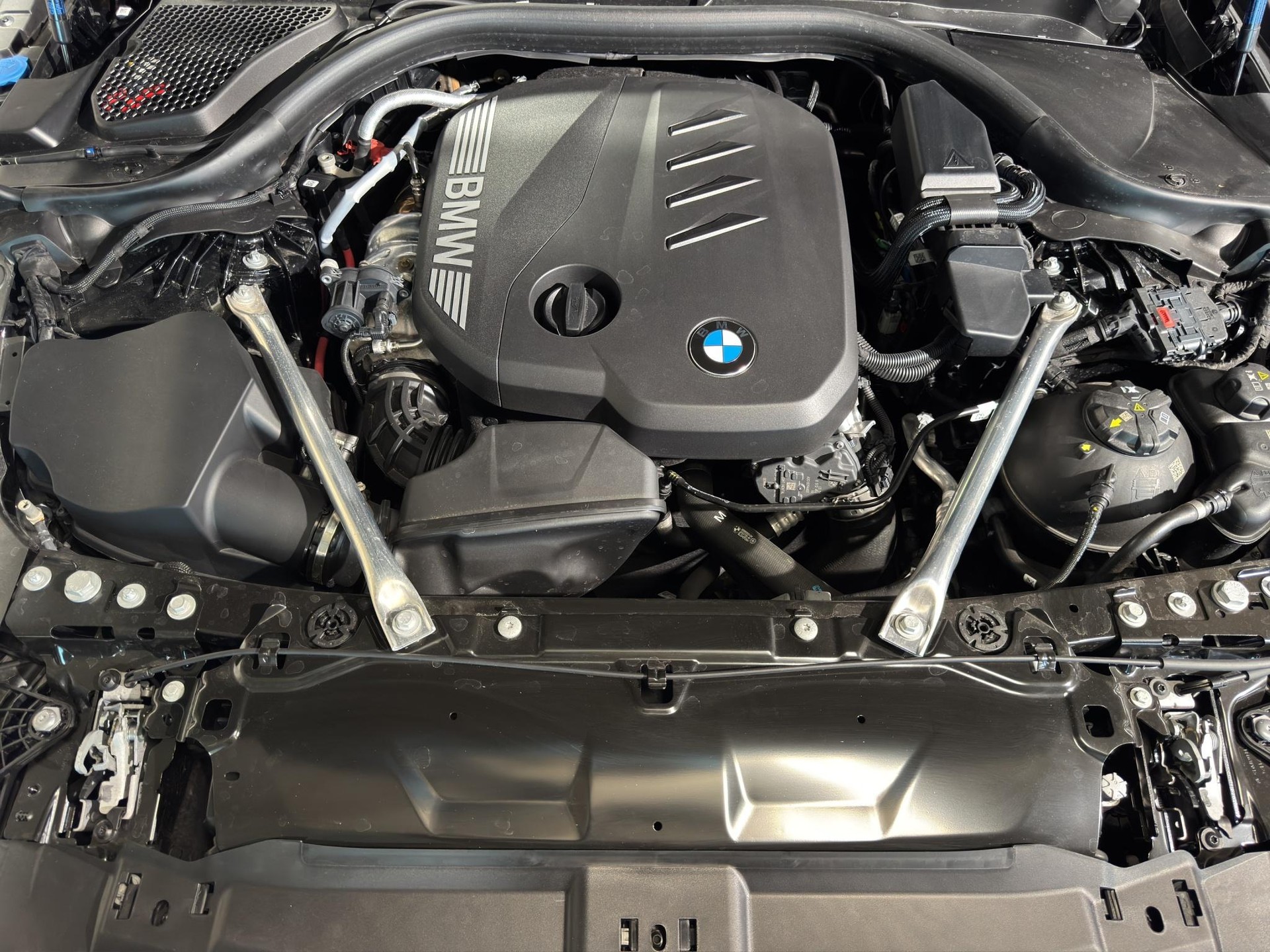 BMW 520d xDrive Touring M Sport-image-20