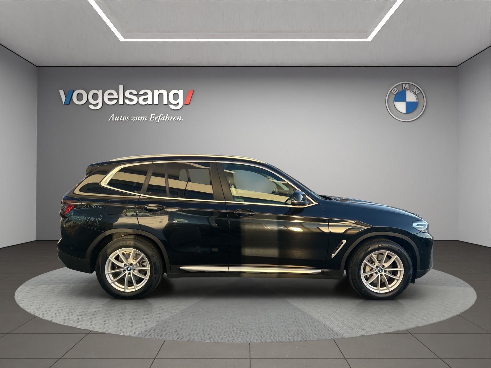 BMW X3 xDrive 30e-image-5