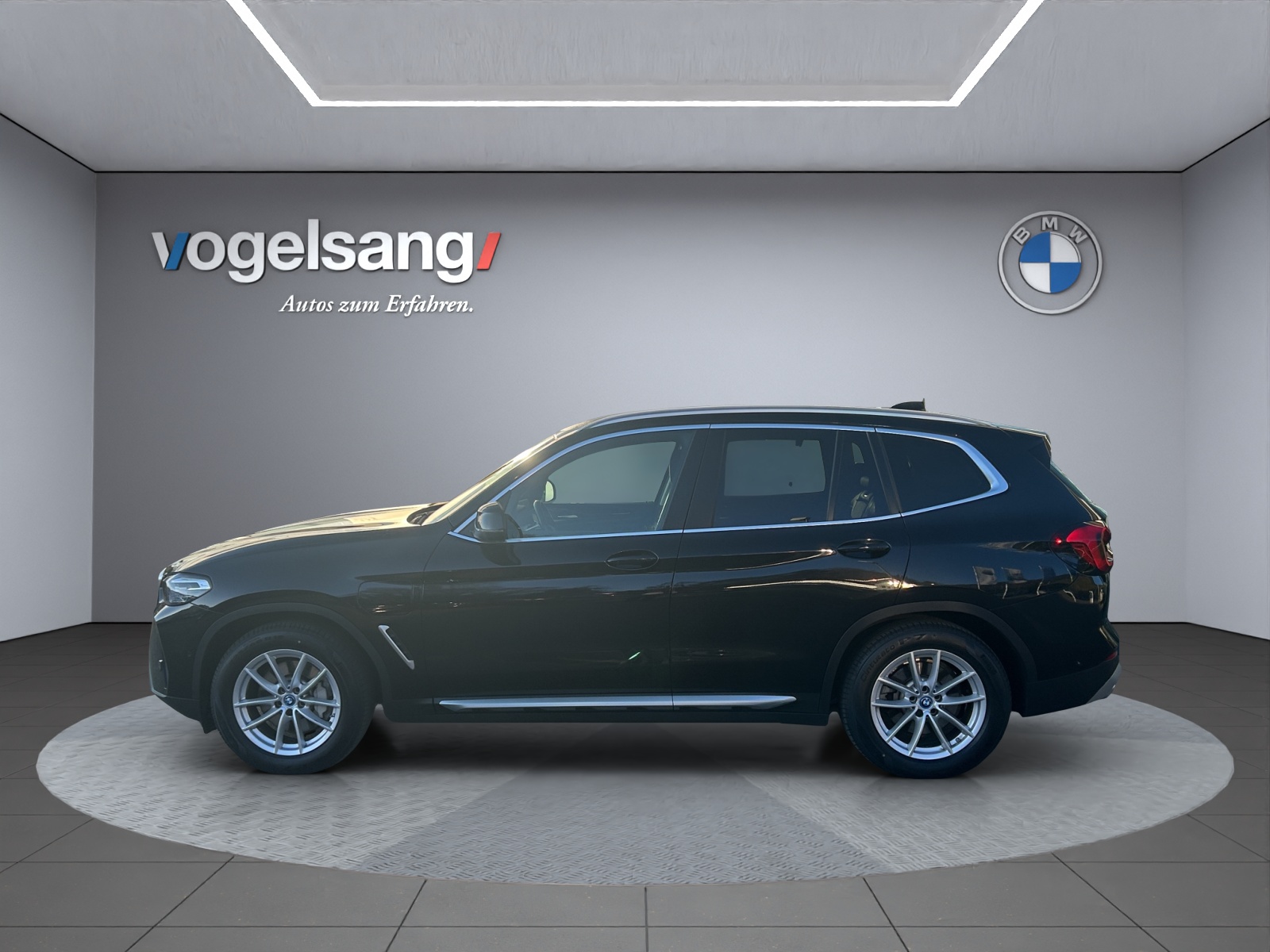 BMW X3 xDrive 30e-image-4