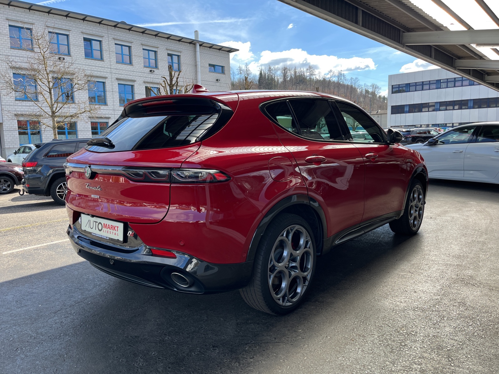 ALFA ROMEO Tonale 1.3 Plug-in-Hybrid Q4 Veloce Pack Sky-image-4
