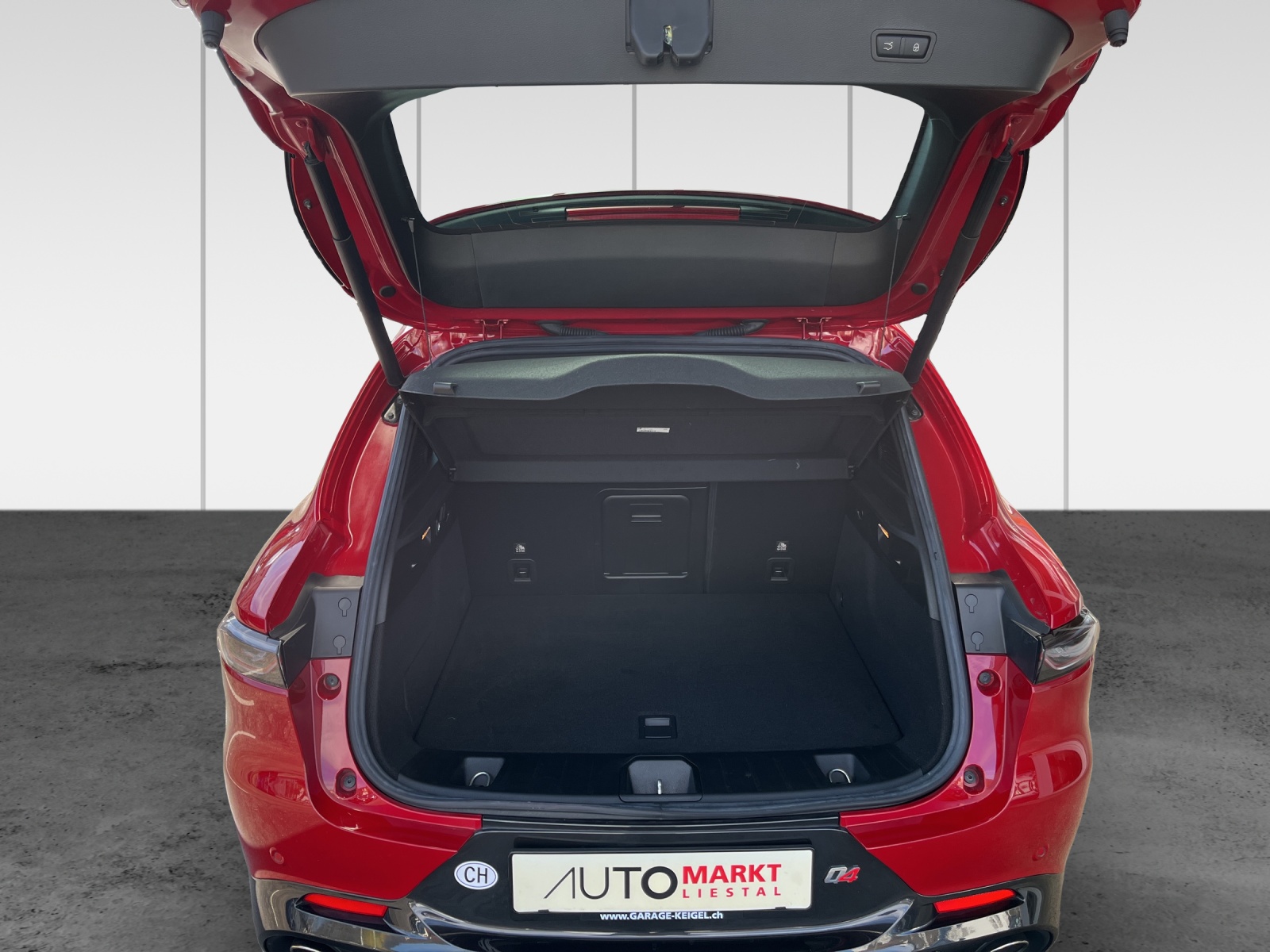 ALFA ROMEO Tonale 1.3 Plug-in-Hybrid Q4 Veloce Pack Sky-image-12
