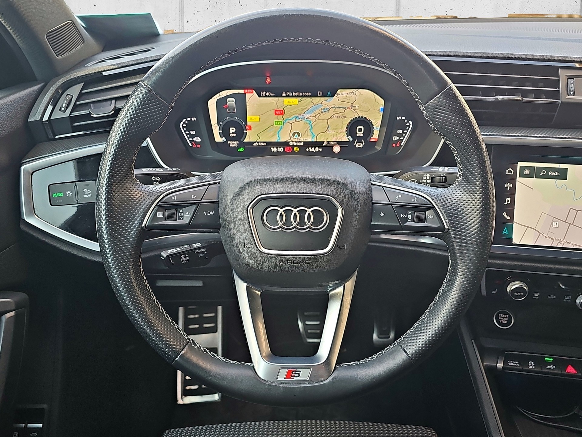 AUDI Q3 Sportback 45 TFSI e S line Attraction S-tronic-image-13