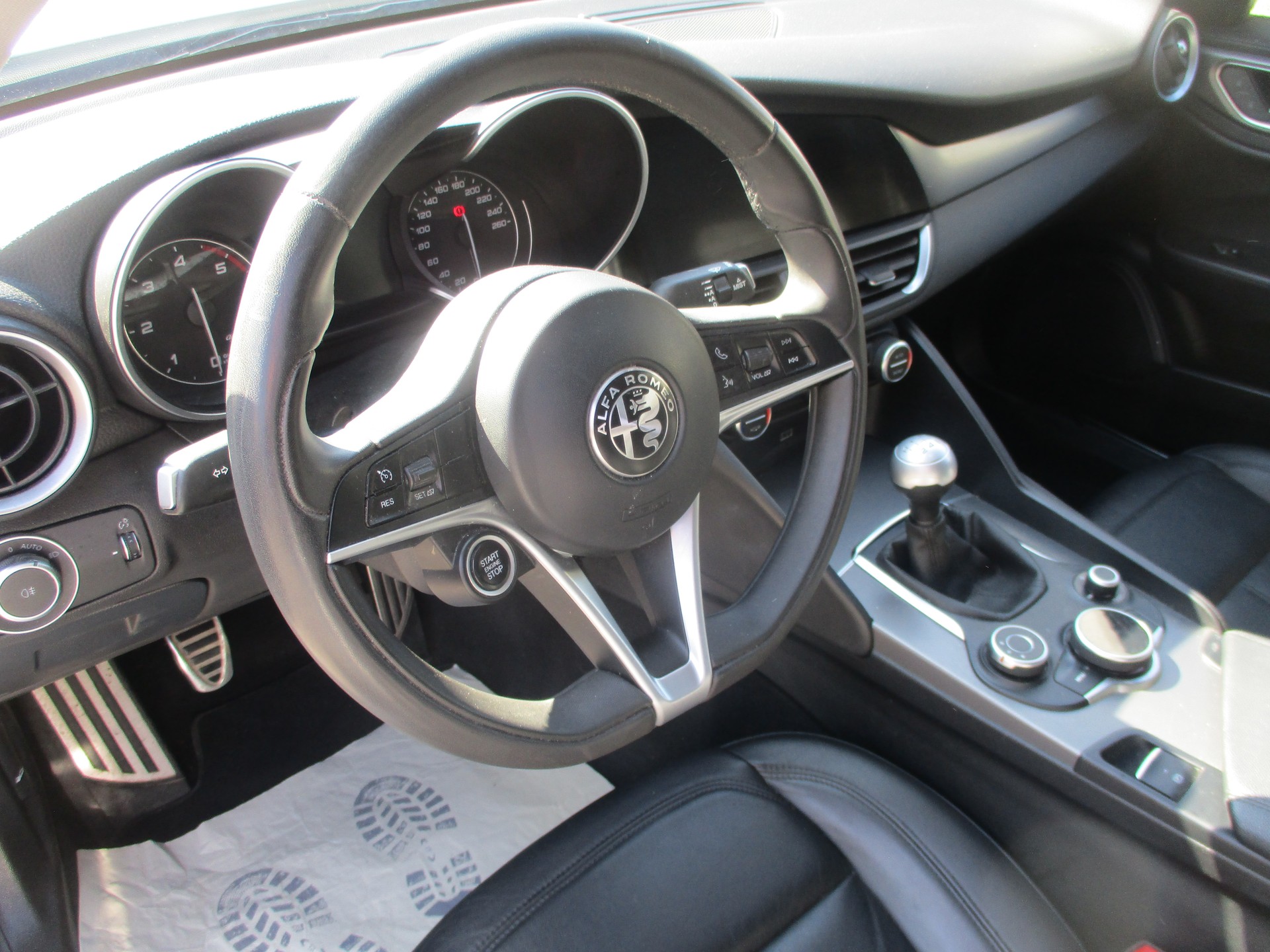 ALFA ROMEO Giulia 2.2 JTDM Super-image-5