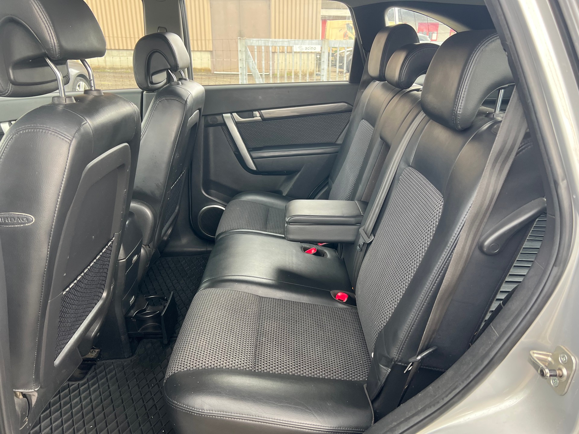 CHEVROLET Captiva 2.0 VCDi LT 4WD-image-6