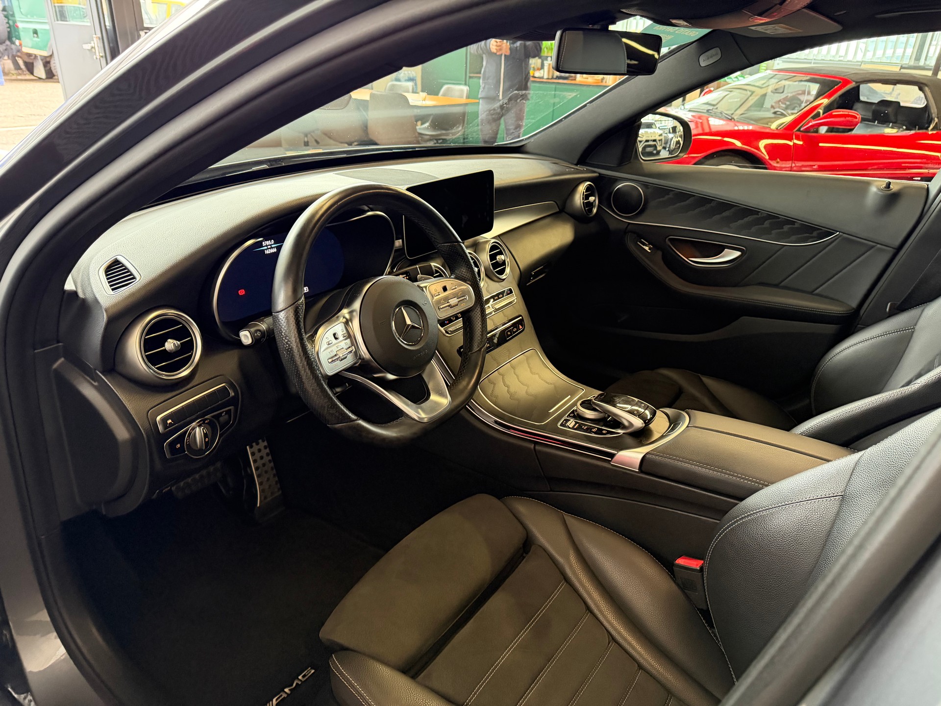 MERCEDES-BENZ C 200 BlueTEC AMG Line 9G-Tronic-image-13