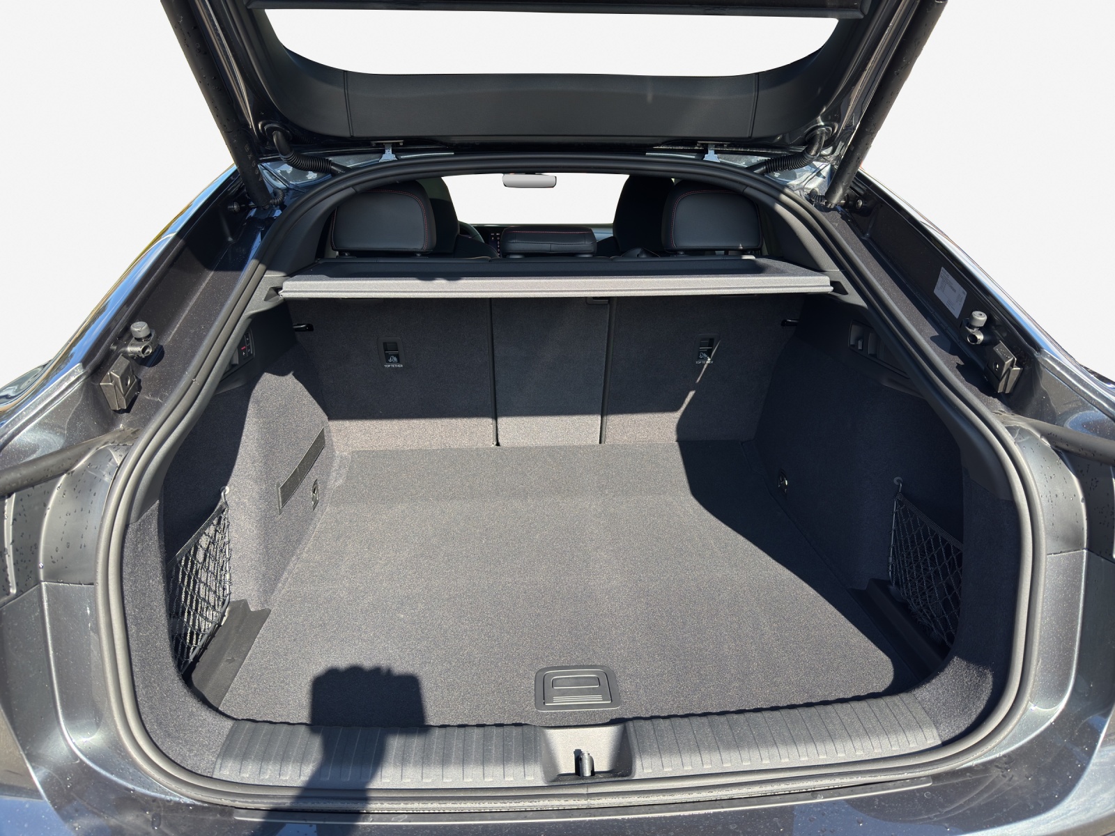 AUDI Q6 Sportback e-tron quattro-image-5