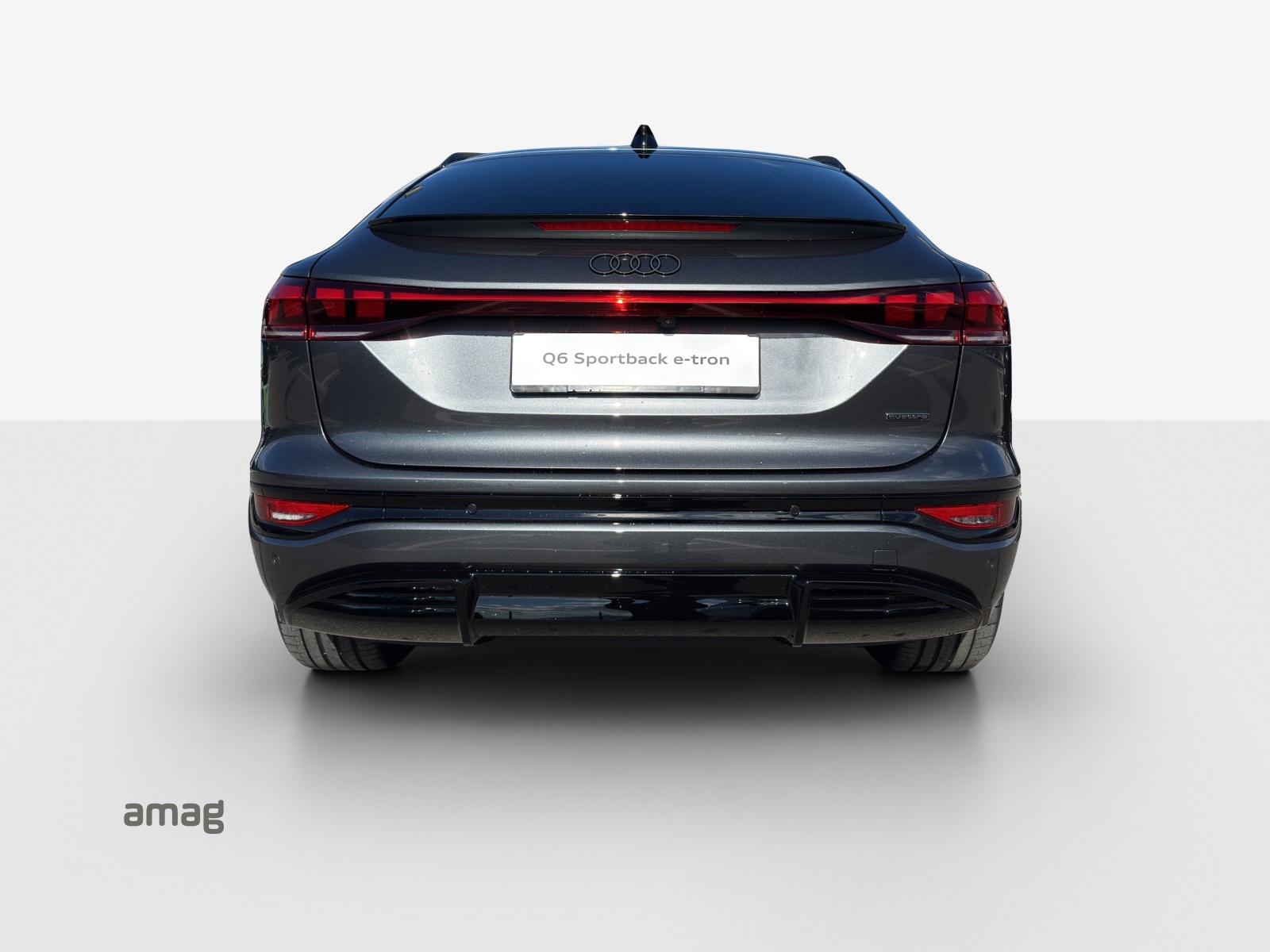 AUDI Q6 Sportback e-tron quattro-image-3