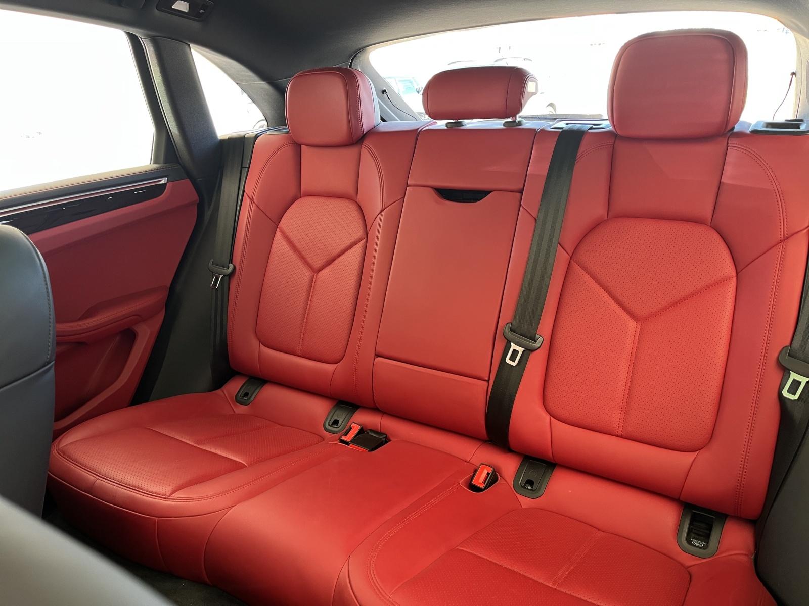 PORSCHE Macan S PDK-image-18