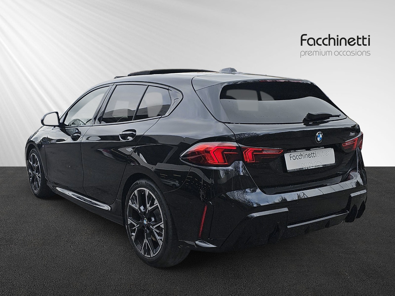 BMW 120 M Sport Steptronic-image-2