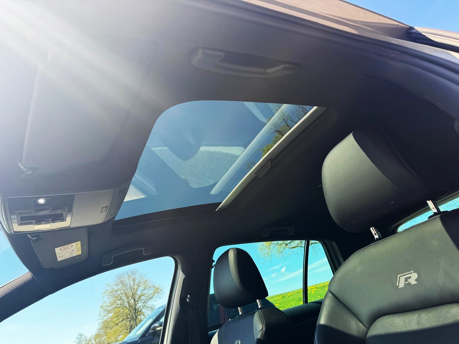 VW Golf Variant 2.0 TSI R360S 4 Motion DSG-image-1