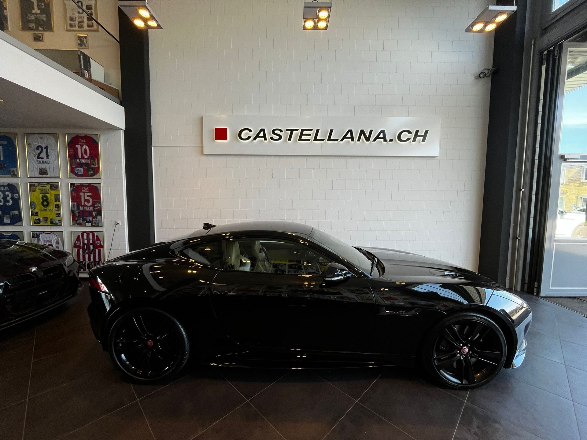 JAGUAR F-Type Coupé S 3.0 V6 S/C AWD-image-4