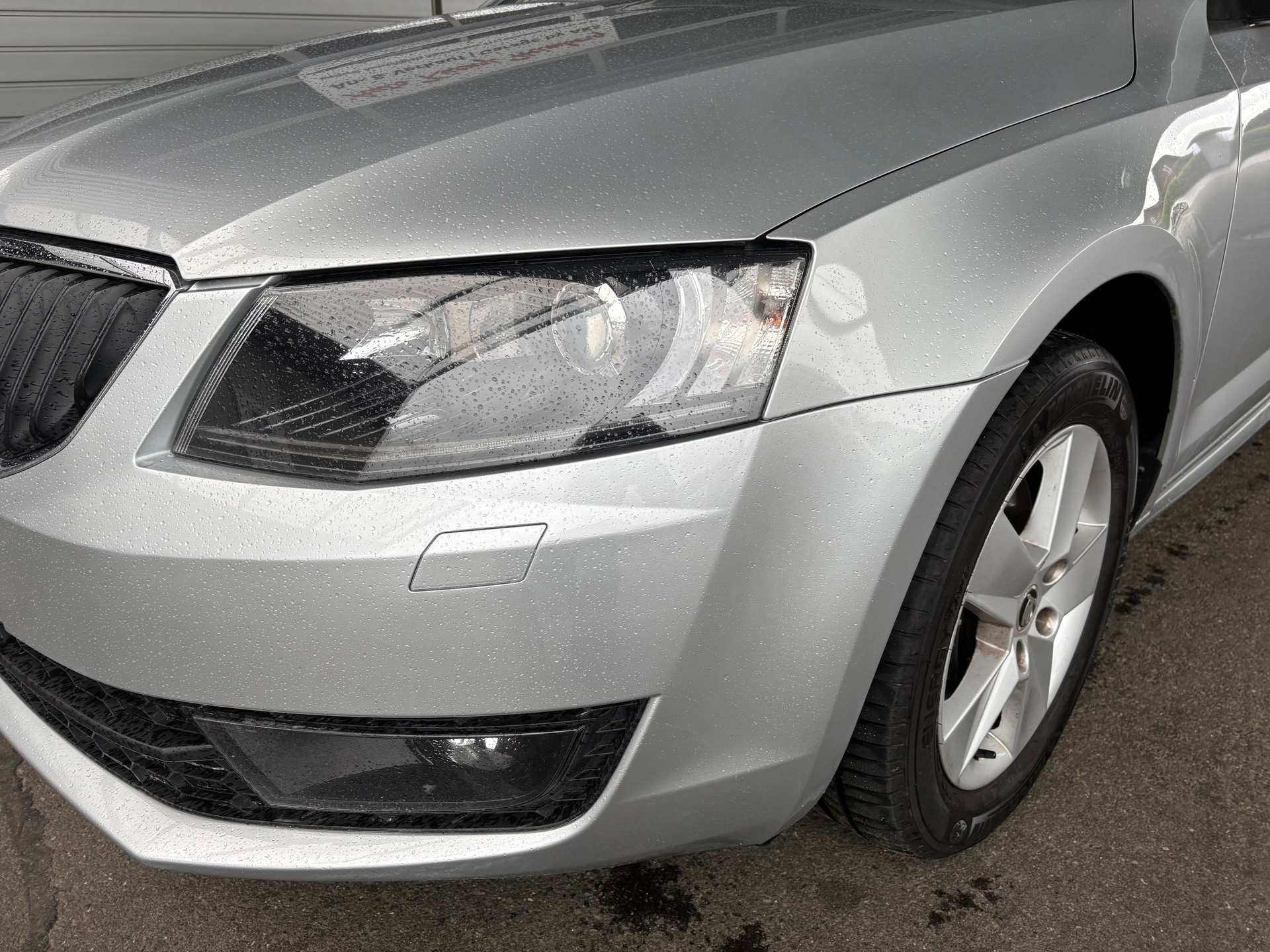SKODA Octavia Combi 2.0 TDI Style 4x4 DSG mit AHK-image-4