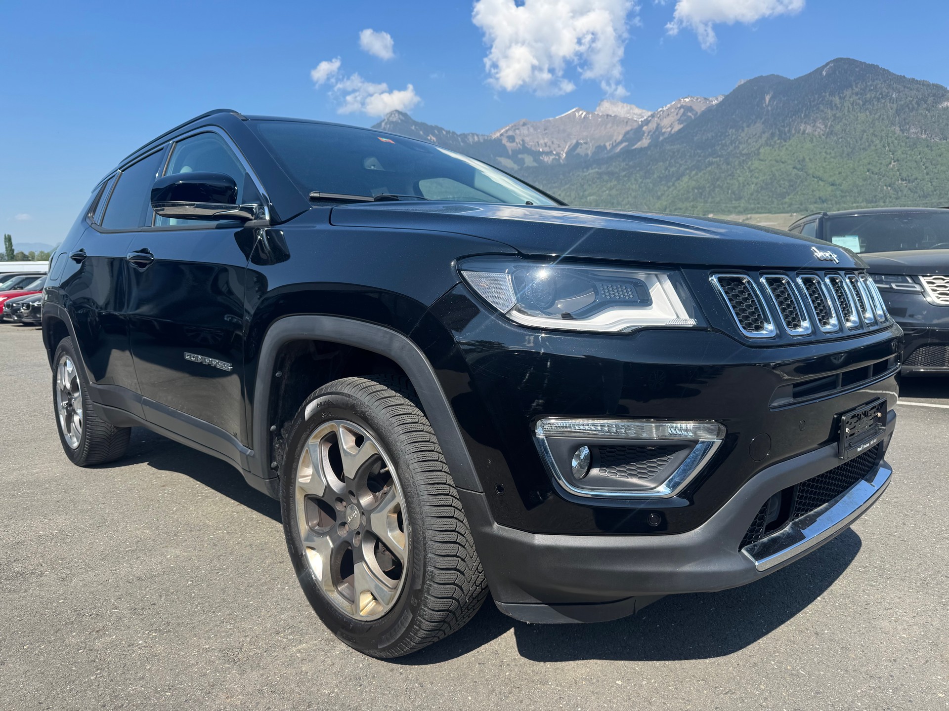 JEEP Compass 1.4 Turbo Limited AWD 9ATX-showroom-element-2