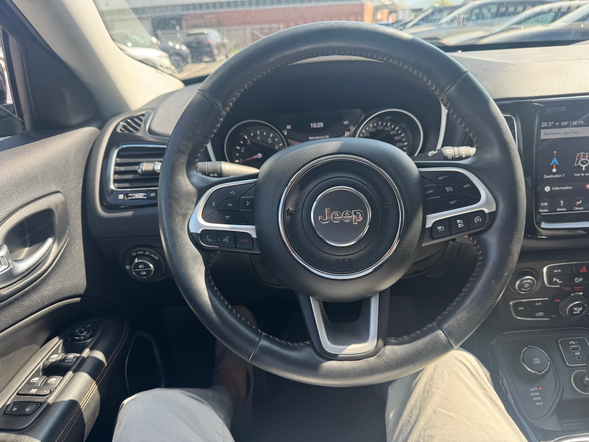 JEEP Compass 1.4 Turbo Limited AWD 9ATX-image-13