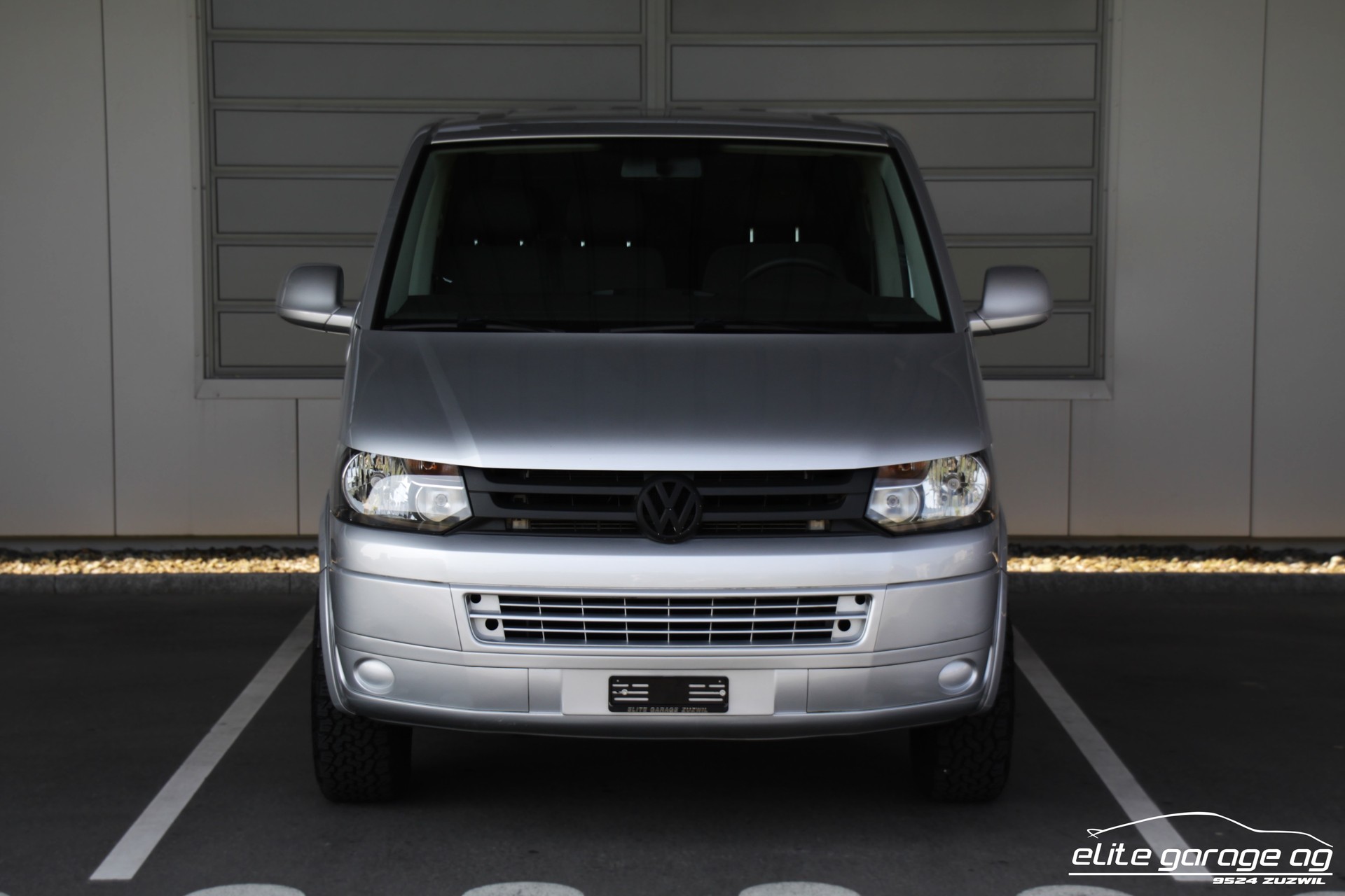 VW T5 Caravelle Trendline 2.0 TDI CR 4Motion-image-7