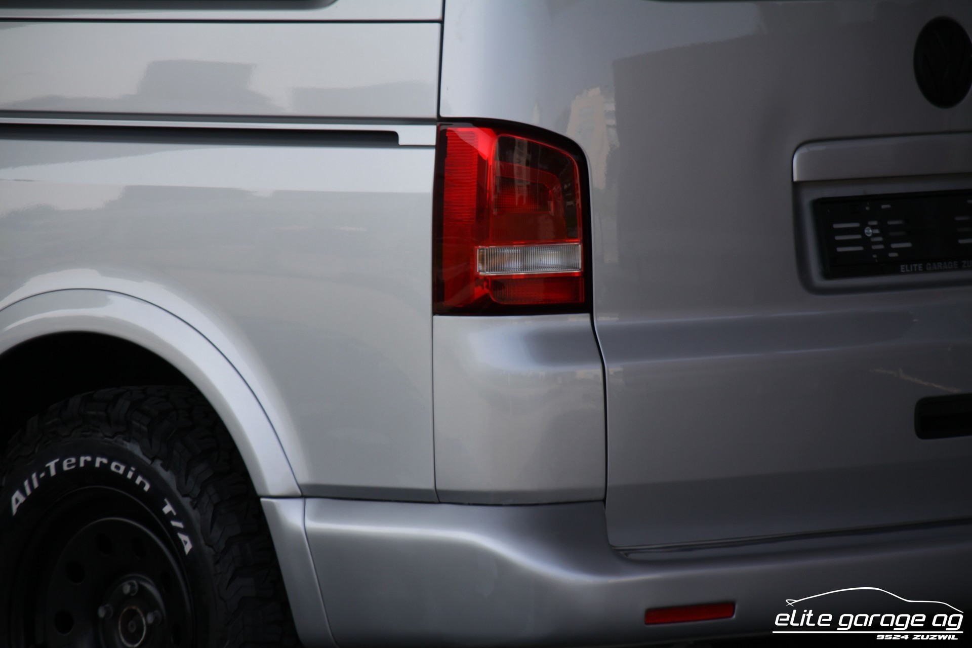 VW T5 Caravelle Trendline 2.0 TDI CR 4Motion-image-11