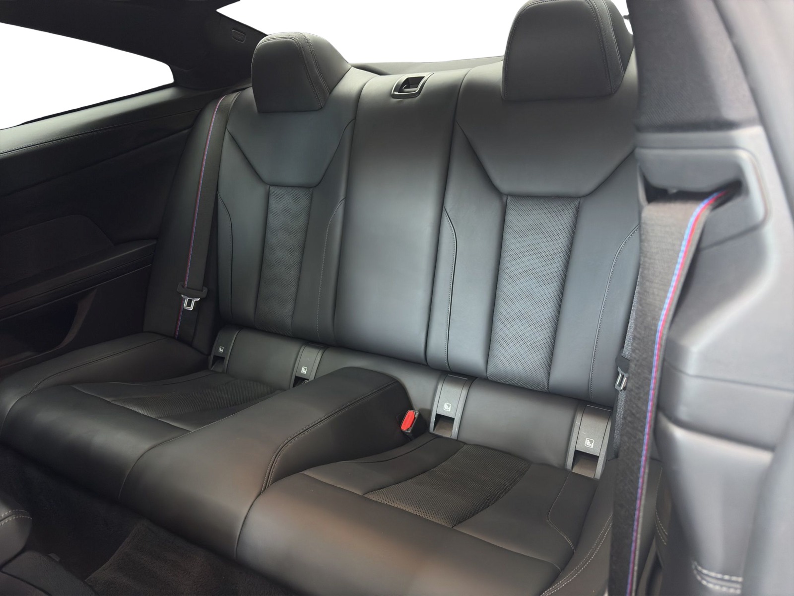 BMW M4 Competition Coupé xDrive-image-20
