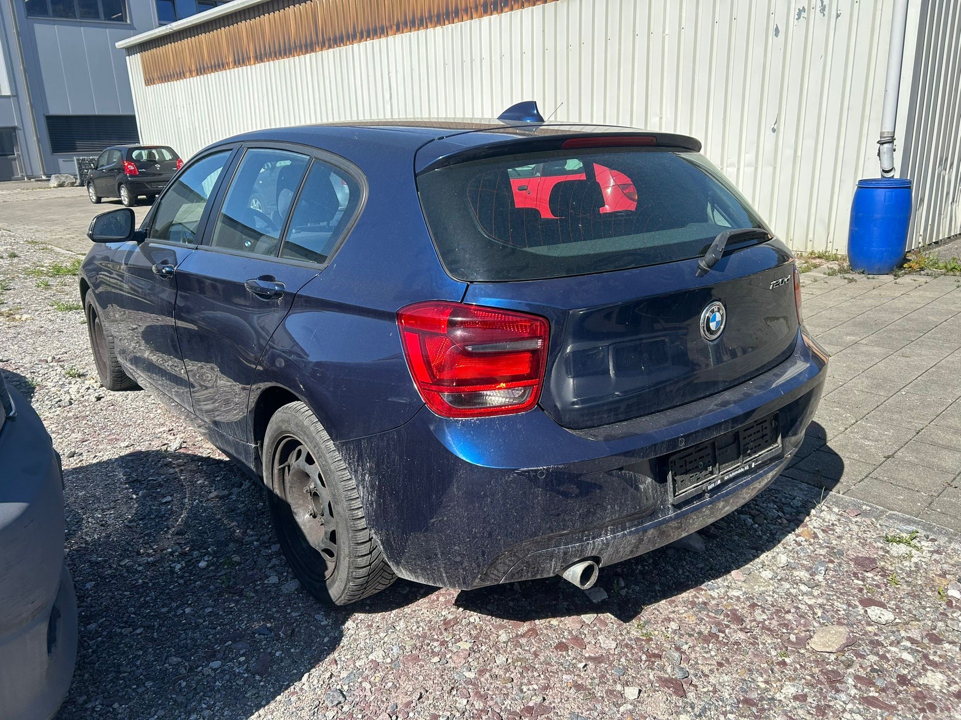 BMW 120-image-3