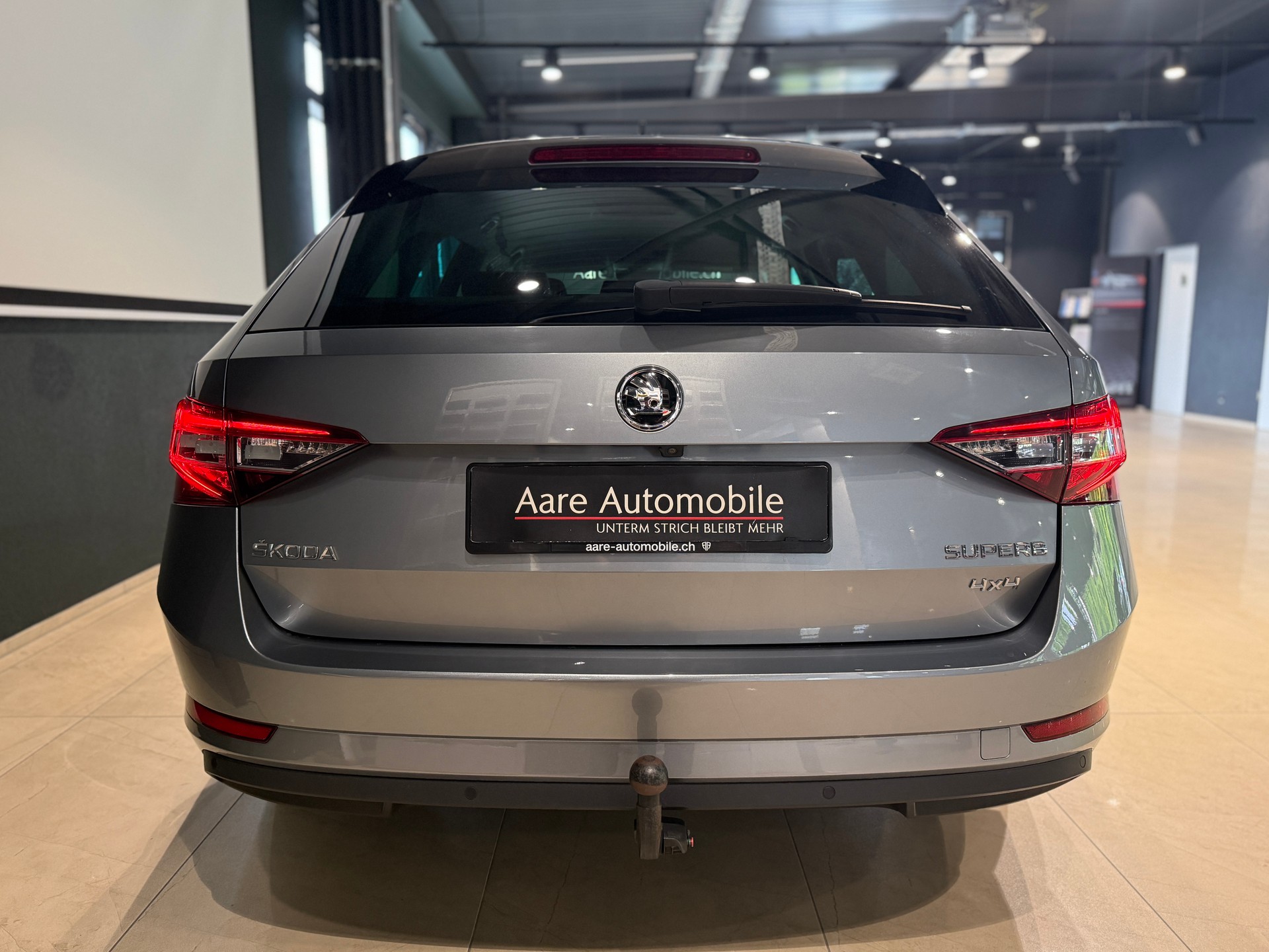 SKODA Superb Combi 2.0 TDi Style 4x4 DSG-image-6