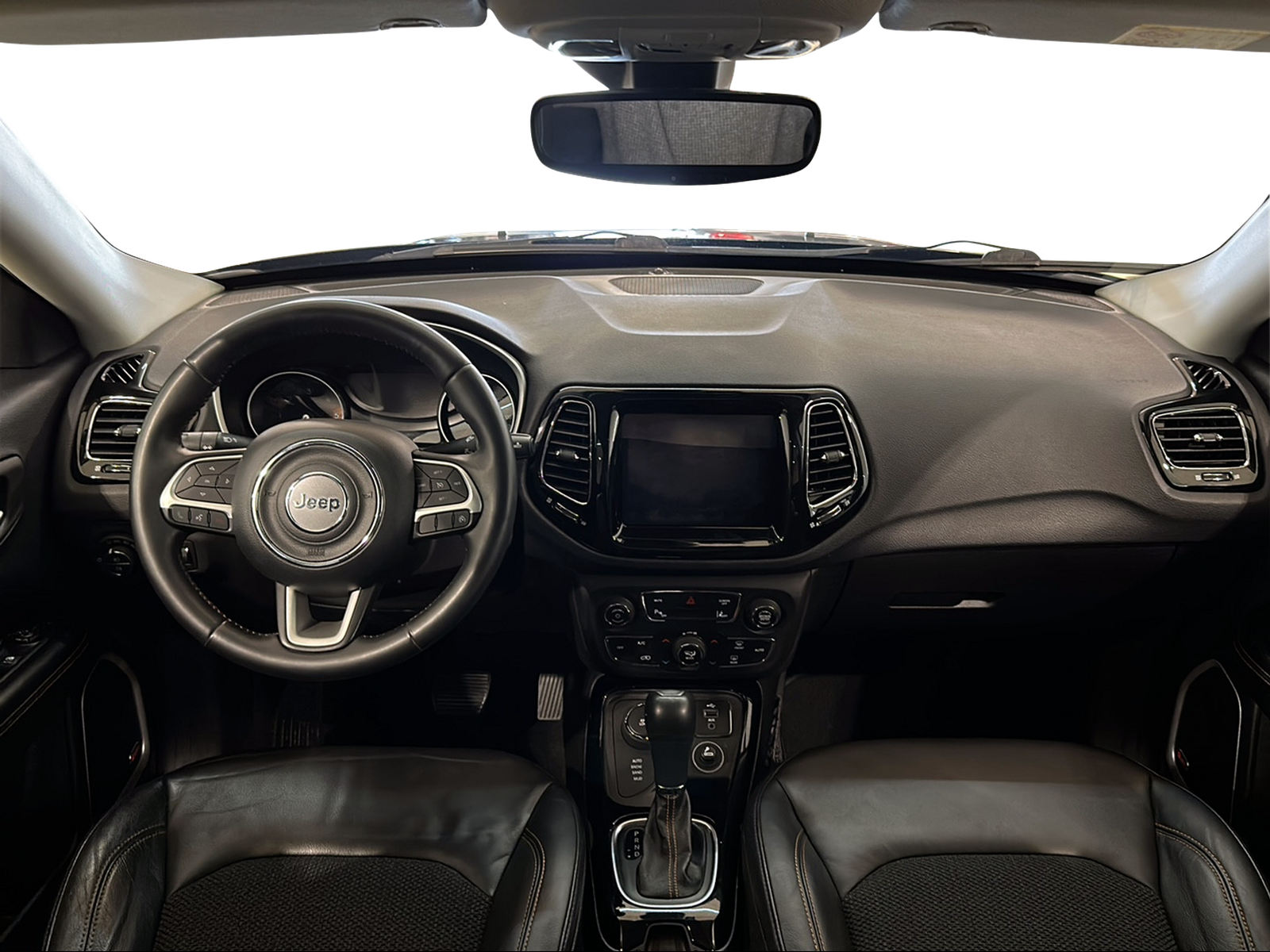 JEEP Compass 2.0CRD Opening Edition AWD 9ATX-image-14
