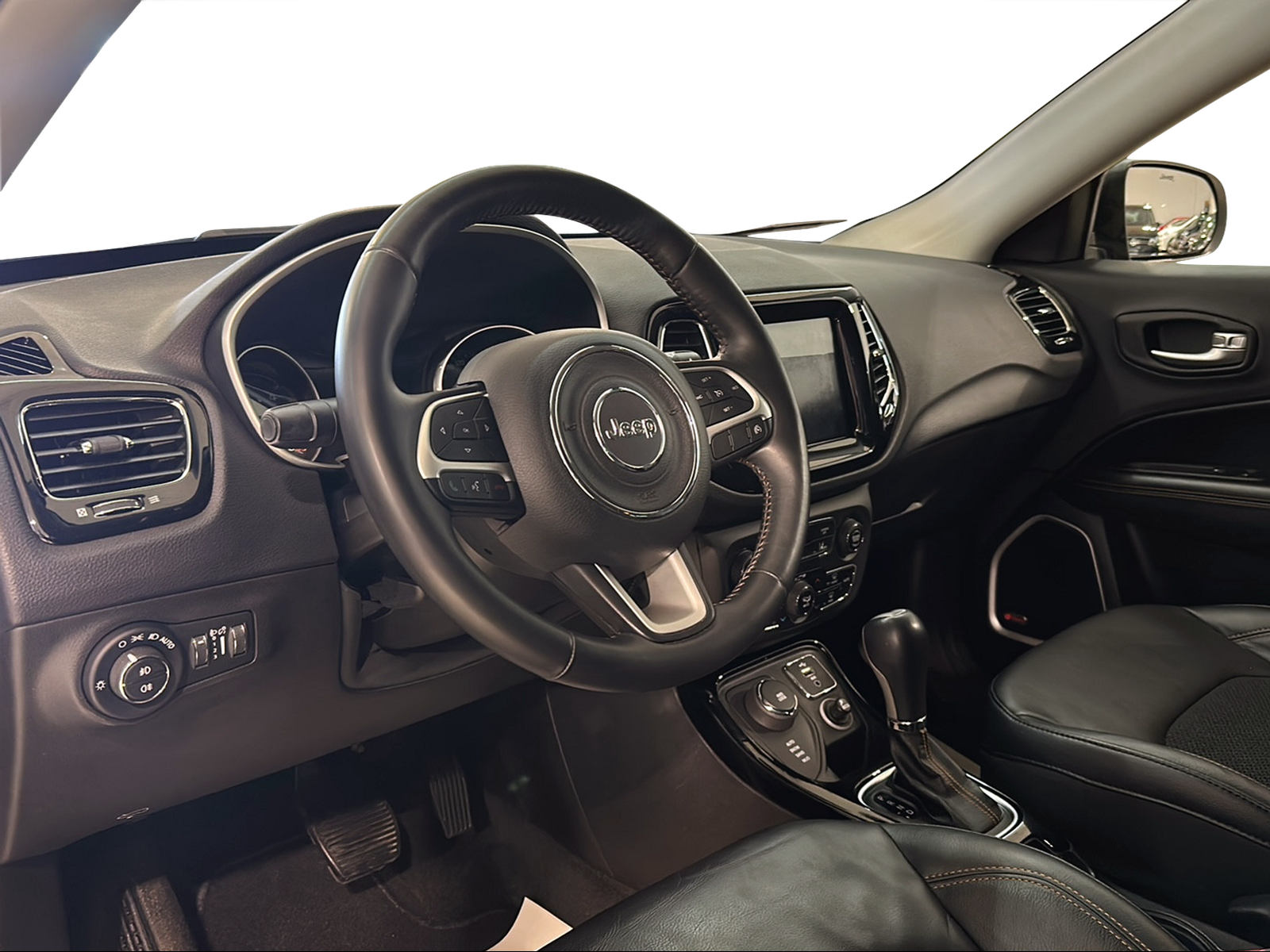 JEEP Compass 2.0CRD Opening Edition AWD 9ATX-showroom-element-1